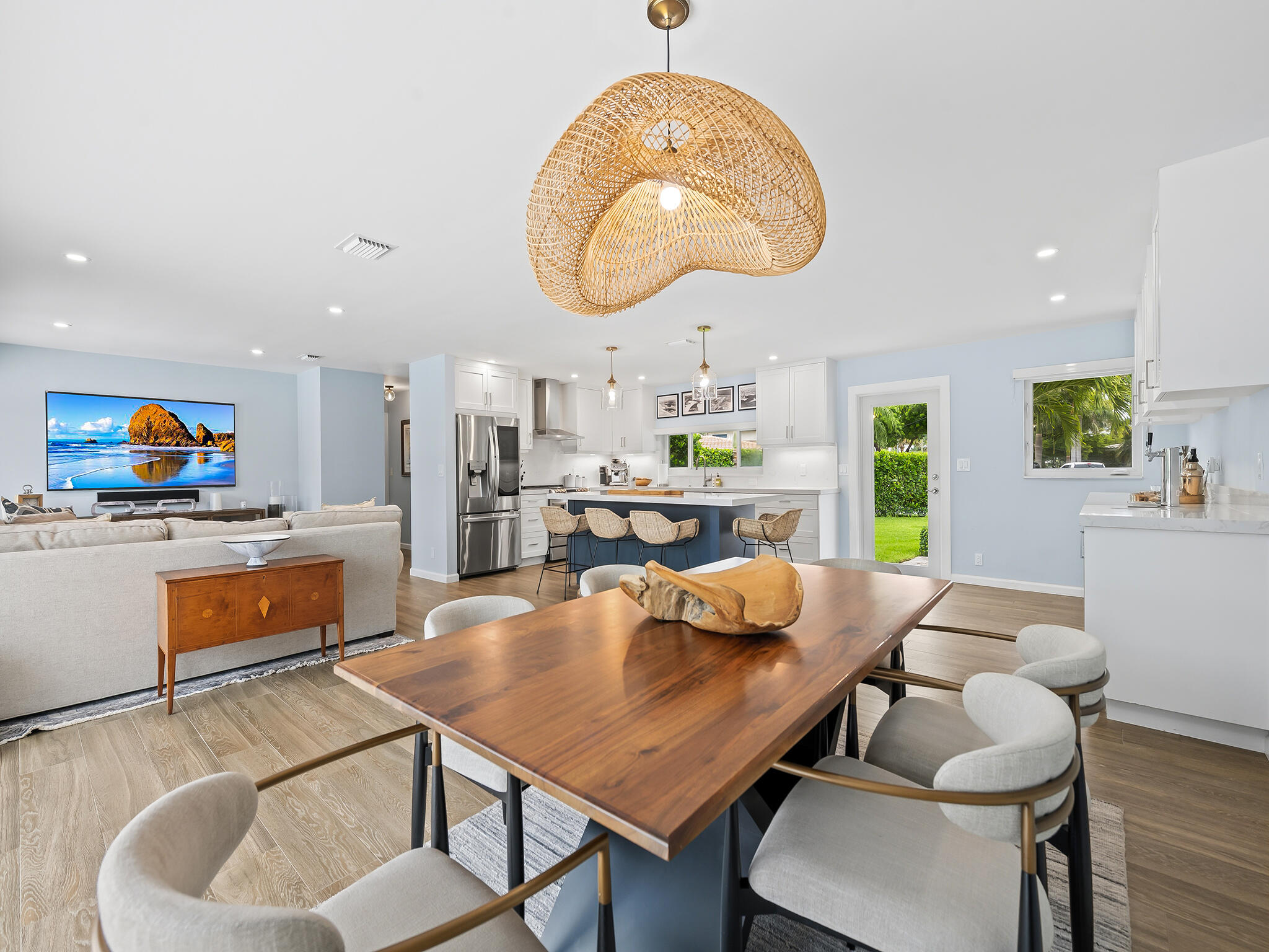 CORAL KEY VILLAS 2ND SEC - Residential