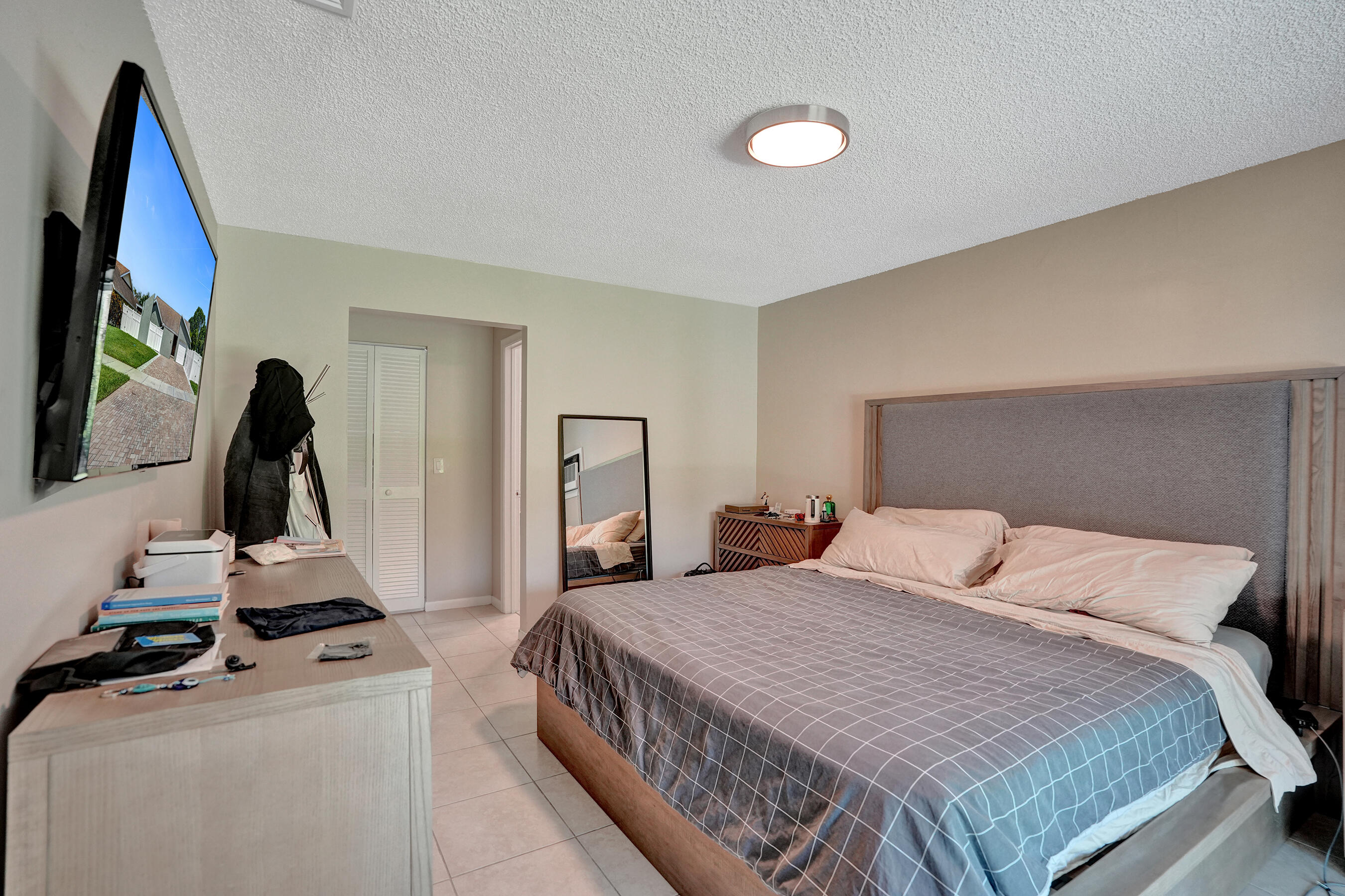 TROPIC PALMS 2 - Residential