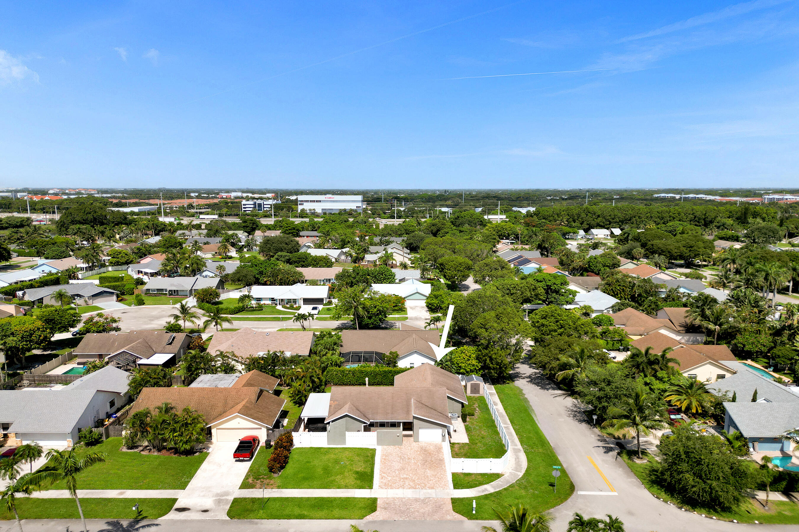 TROPIC PALMS 2 - Residential