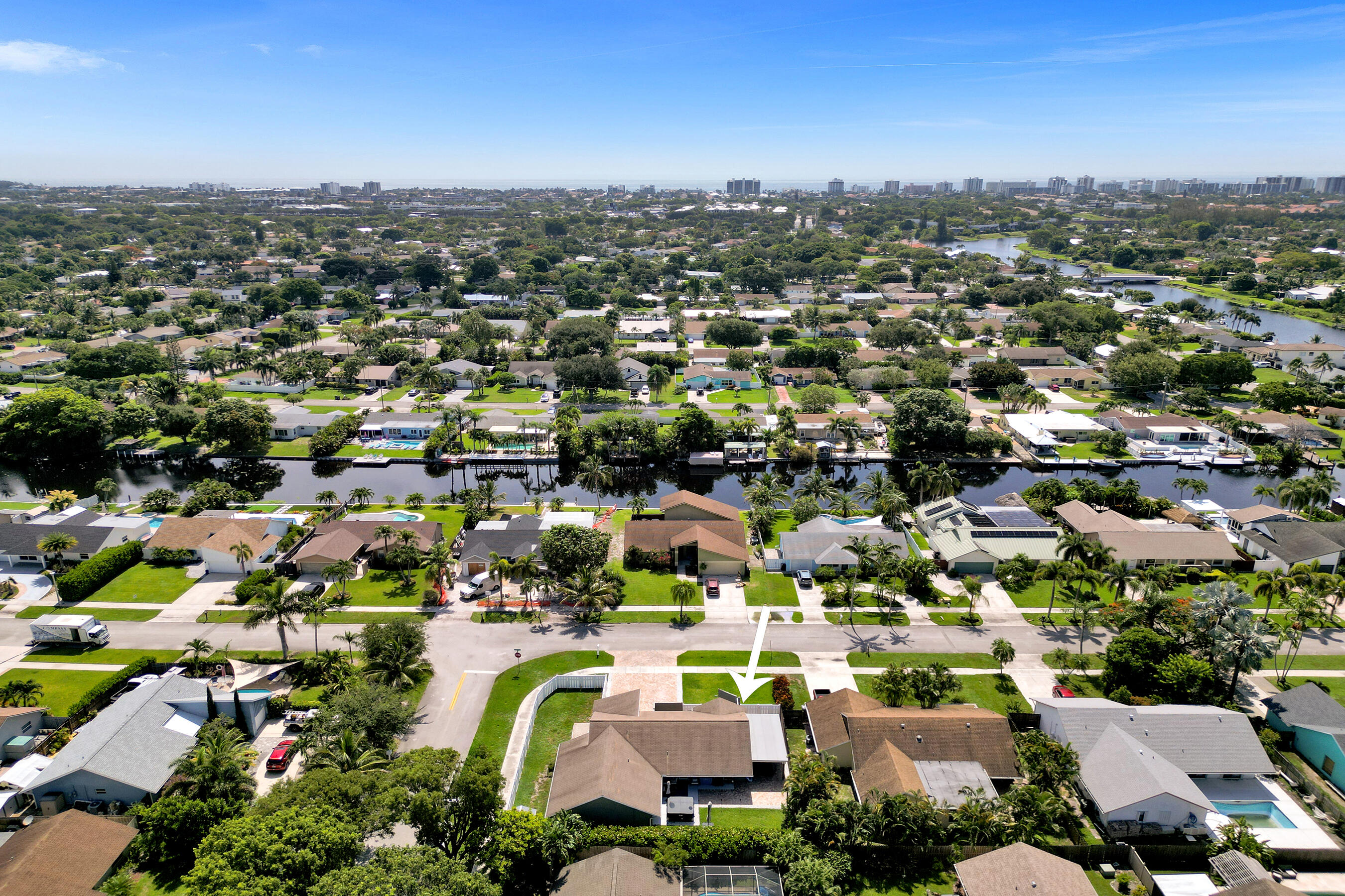TROPIC PALMS 2 - Residential