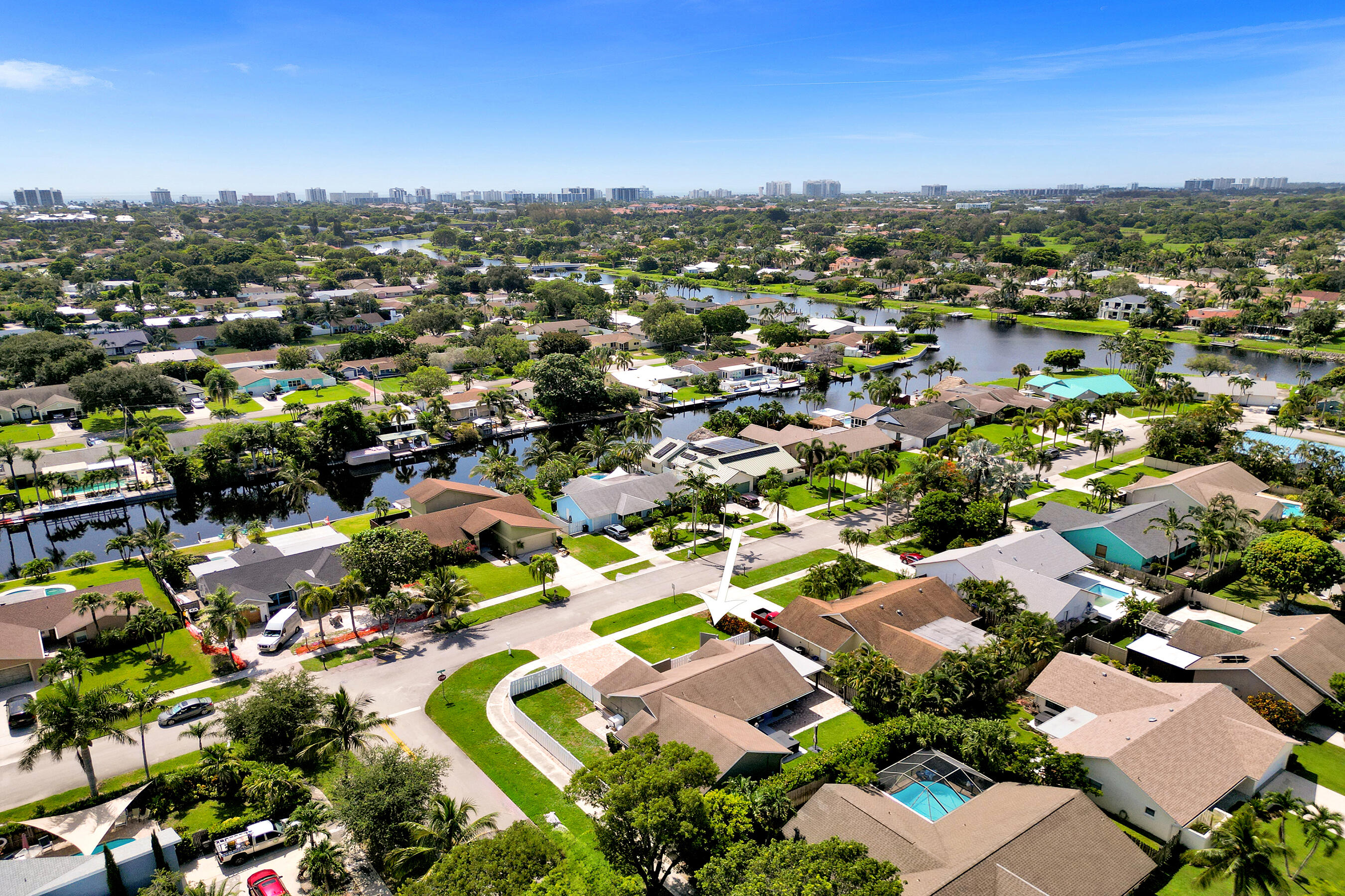 TROPIC PALMS 2 - Residential