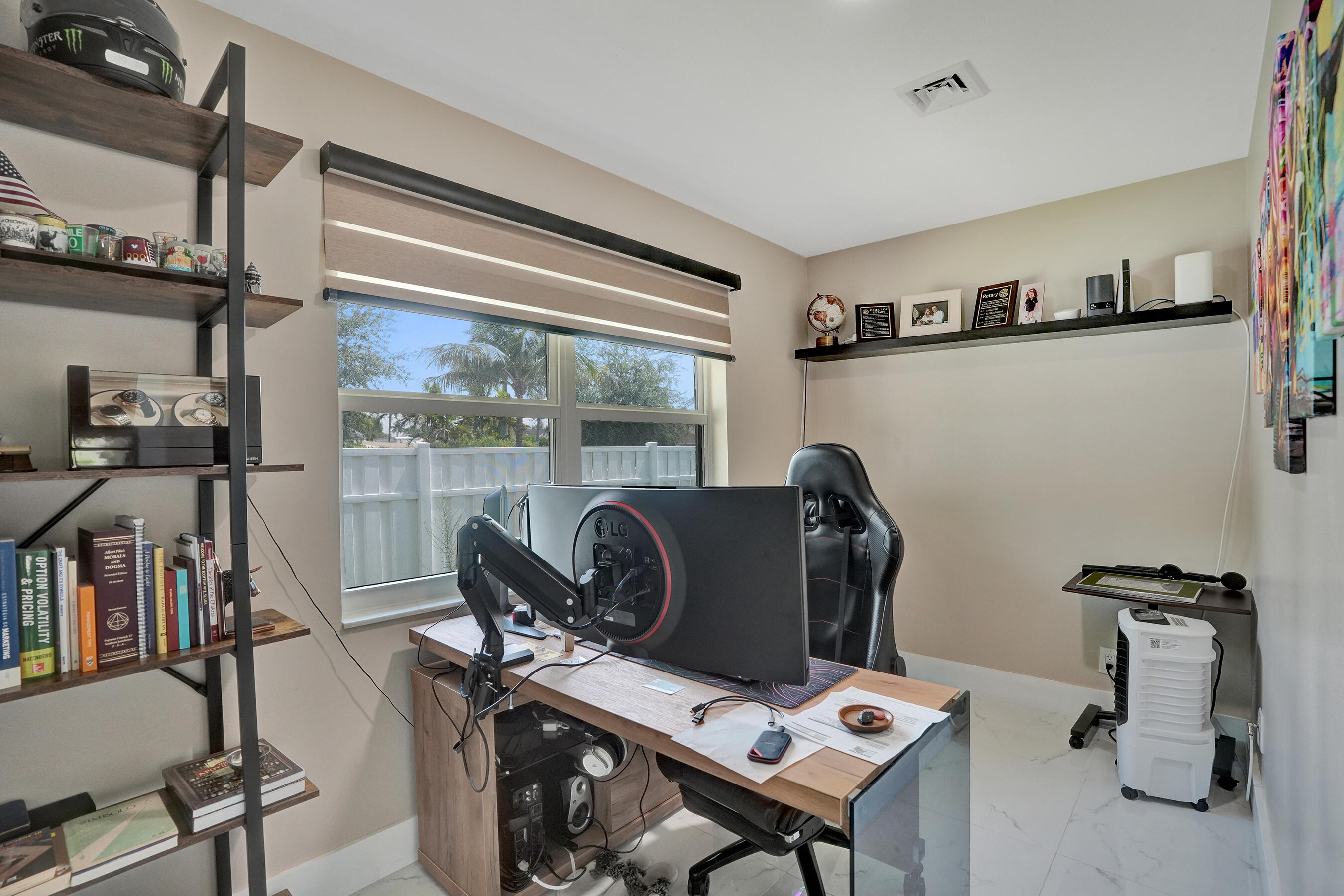 TROPIC PALMS 2 - Residential