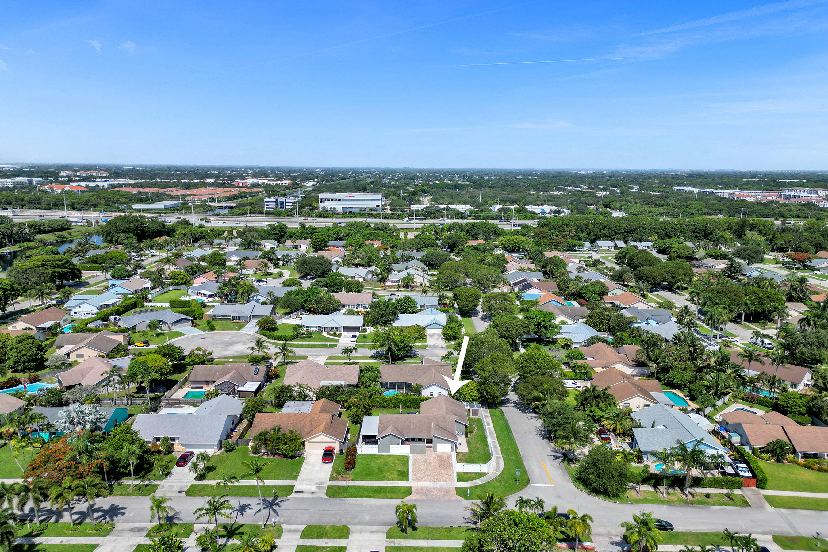 TROPIC PALMS 2 - Residential