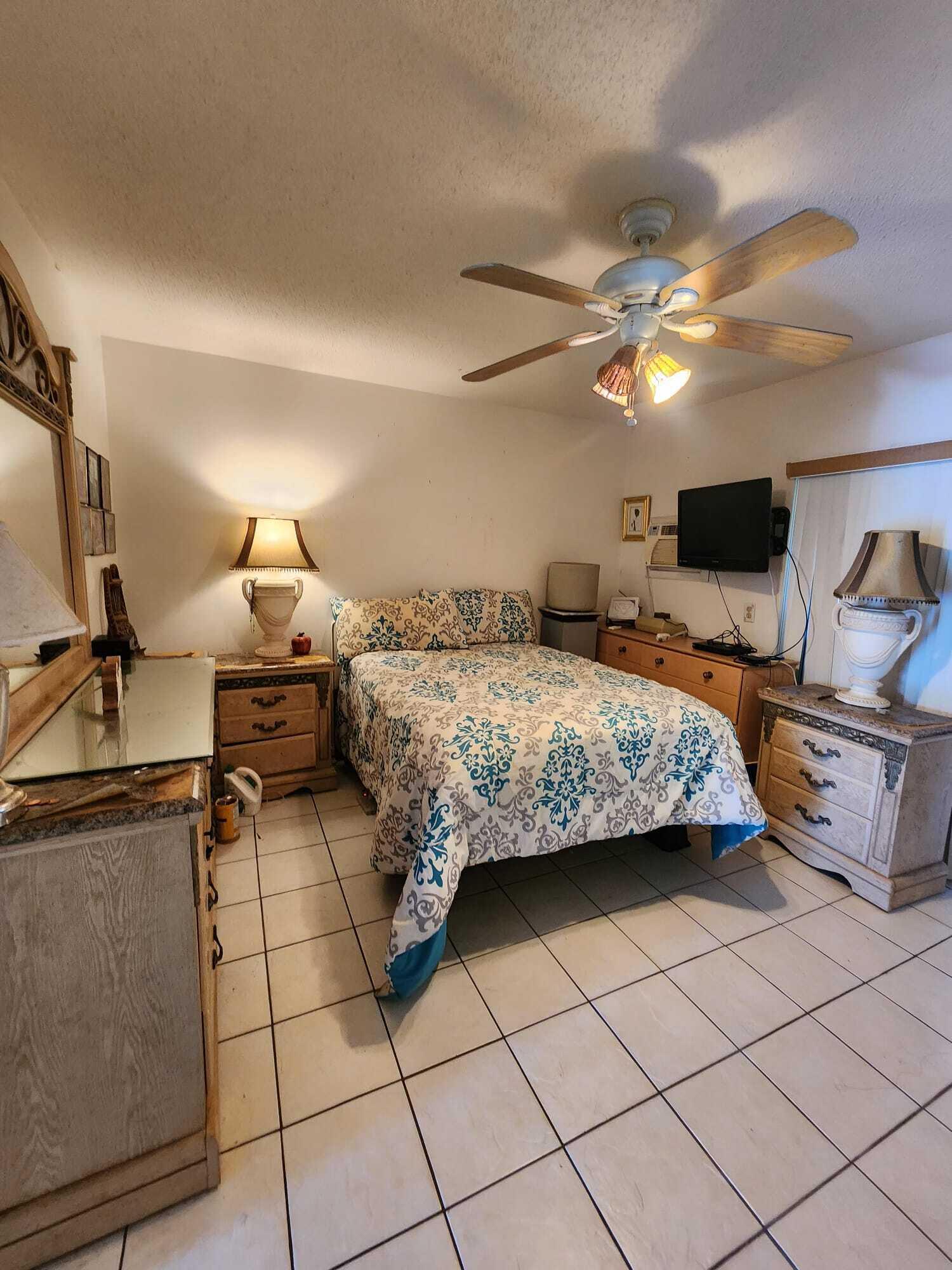 CAMDEN CONDOS - Residential