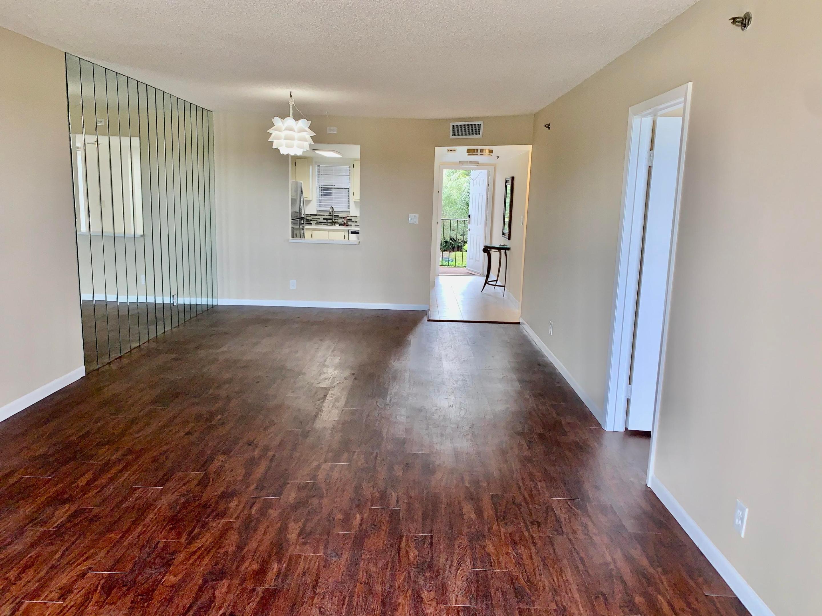 ROLLING HILLS GOLF AND TENNIS - Residential Lease