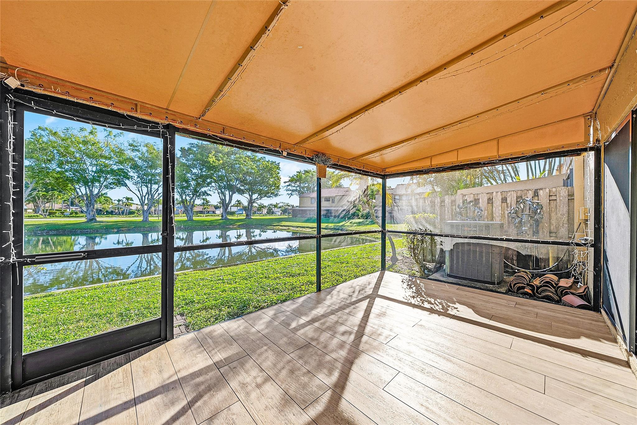 BOCA FONTANA TR E - Residential Lease