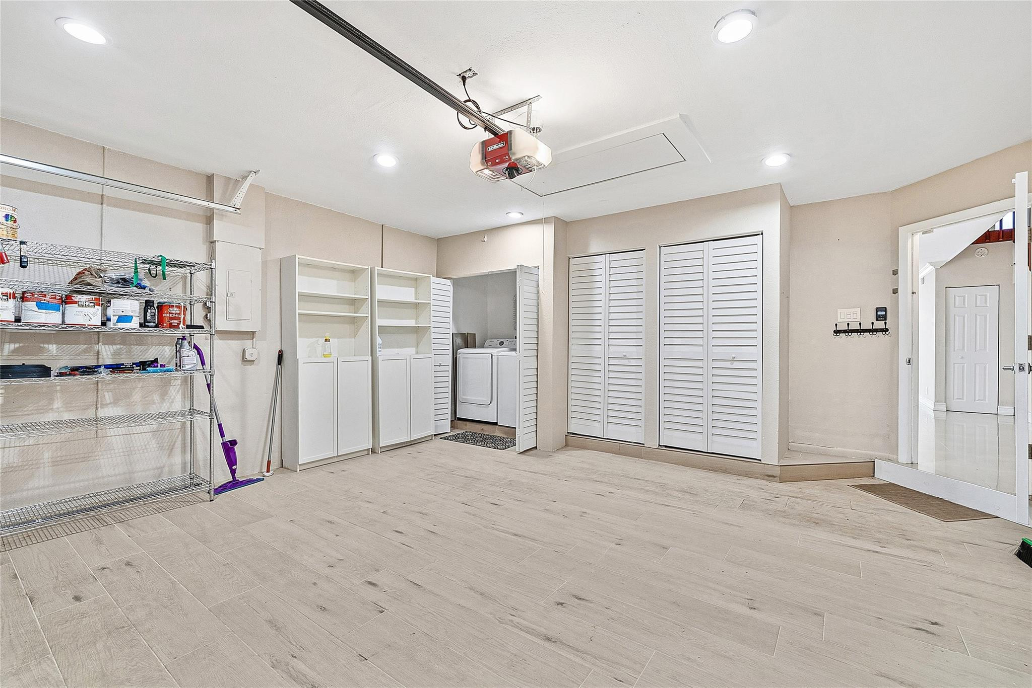 BOCA FONTANA TR E - Residential Lease