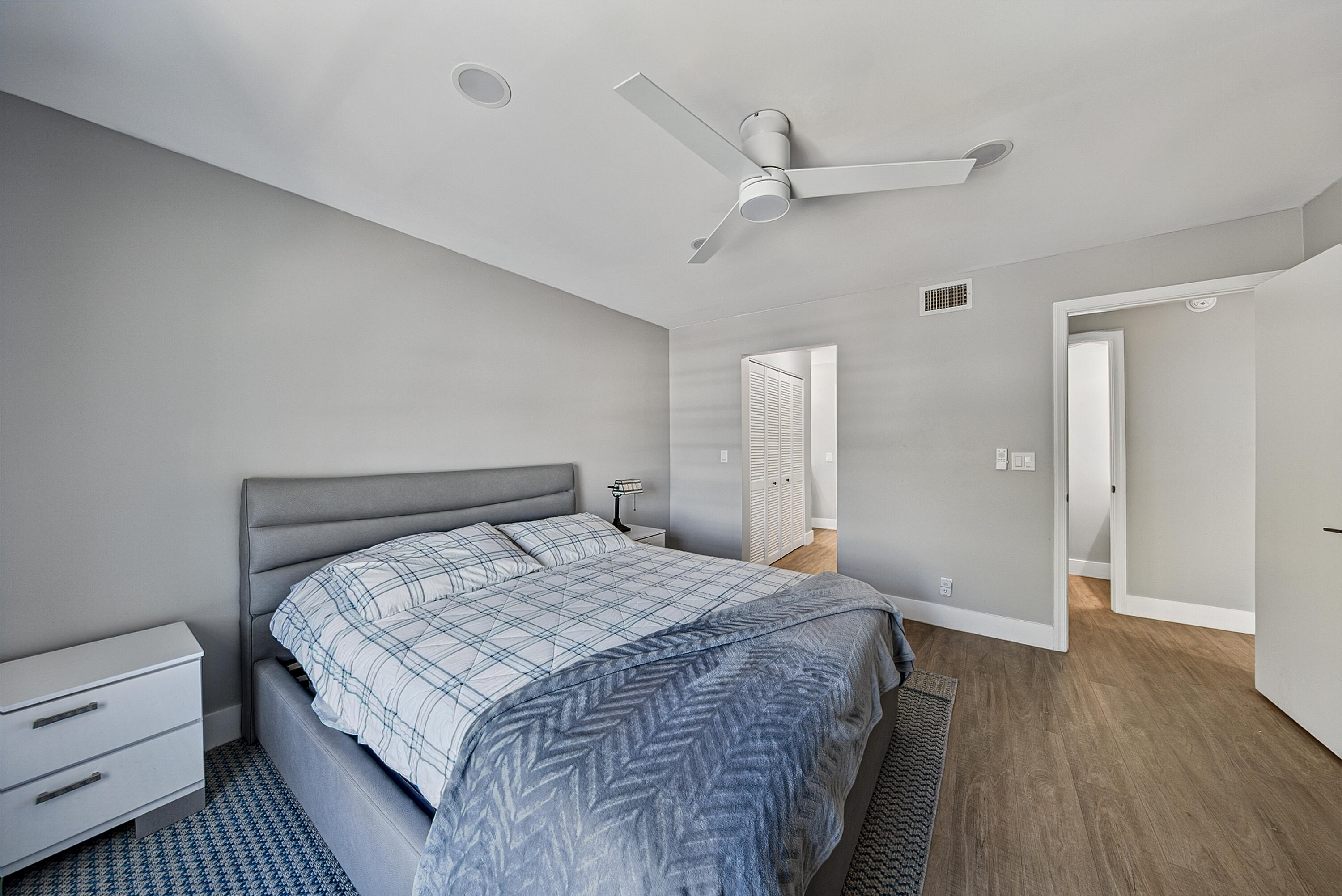 BAY COLONY CLUB CONDO - Residential