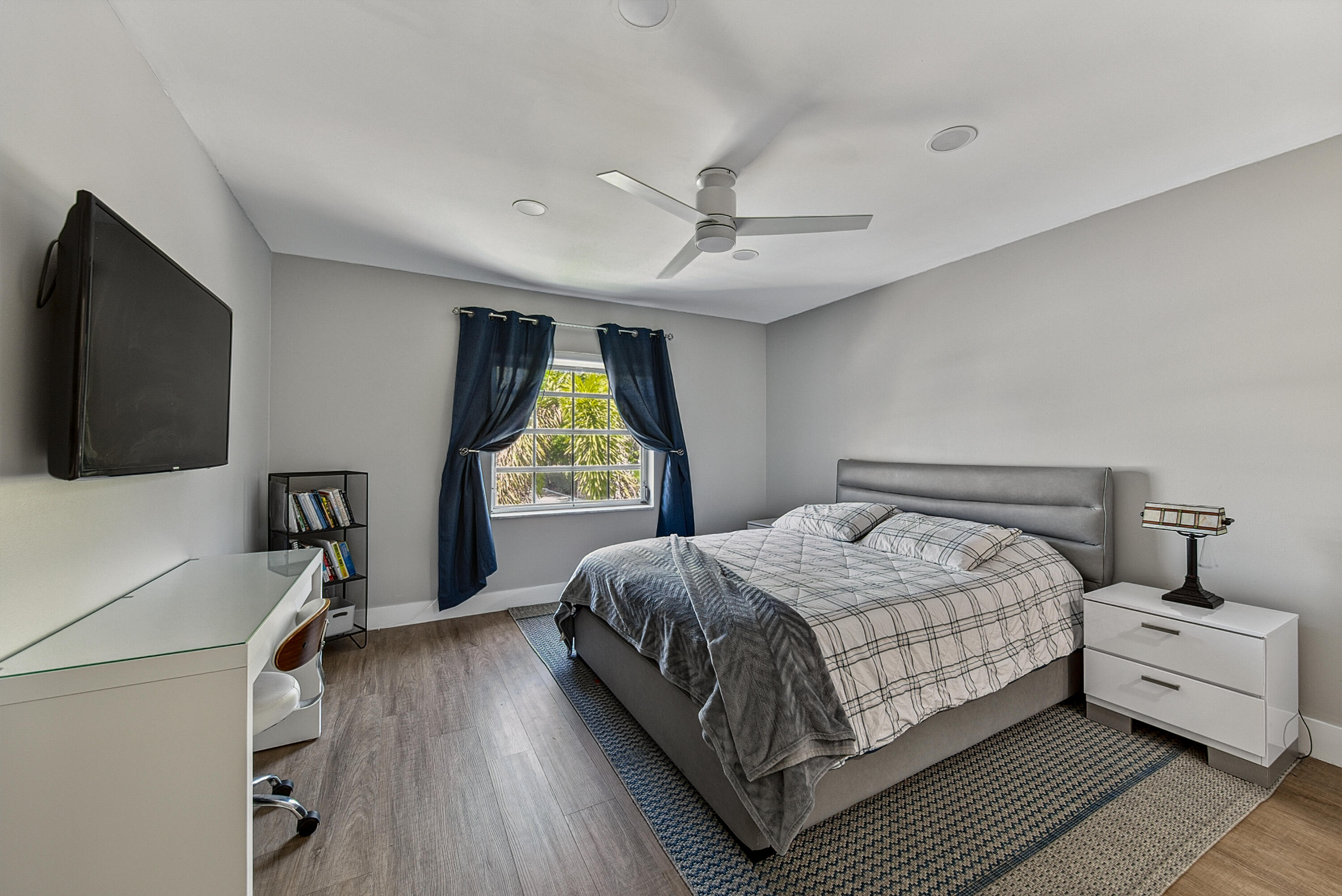 BAY COLONY CLUB CONDO - Residential