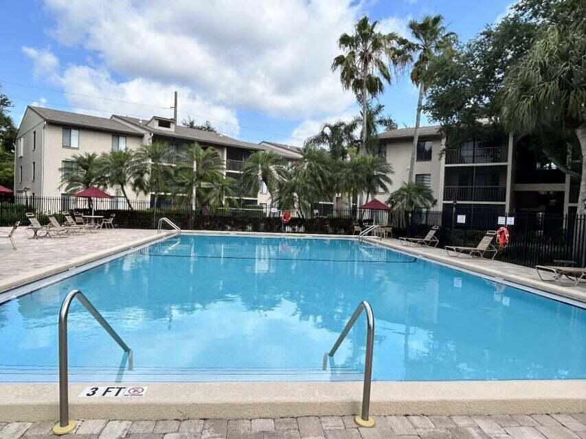 CHARTER CLUB OF PALM BEACH CONDO - Residential Lease