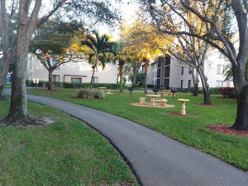 CHARTER CLUB OF PALM BEACH CONDO - Residential Lease