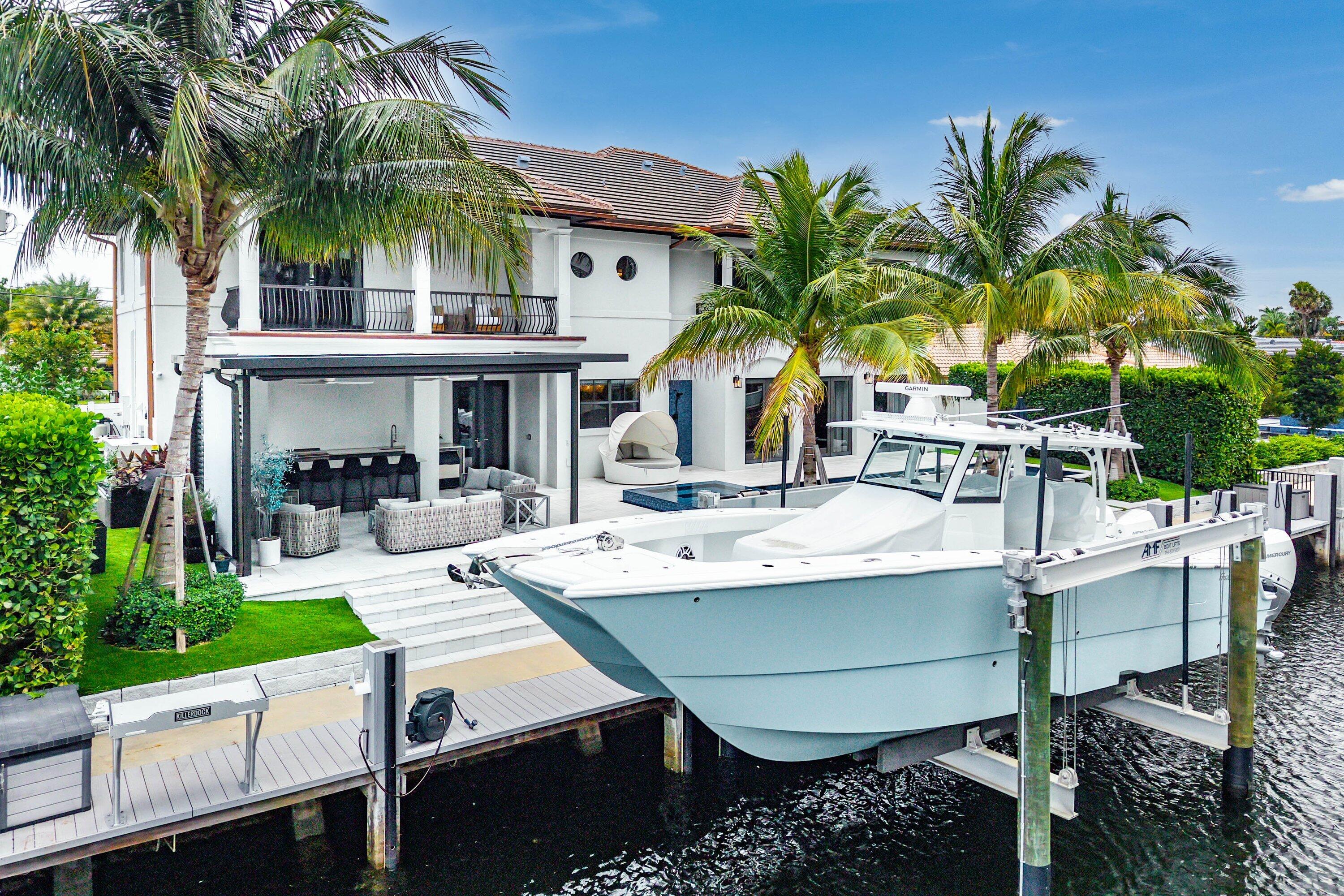 VENETIAN ISLES 2ND SEC - Residential