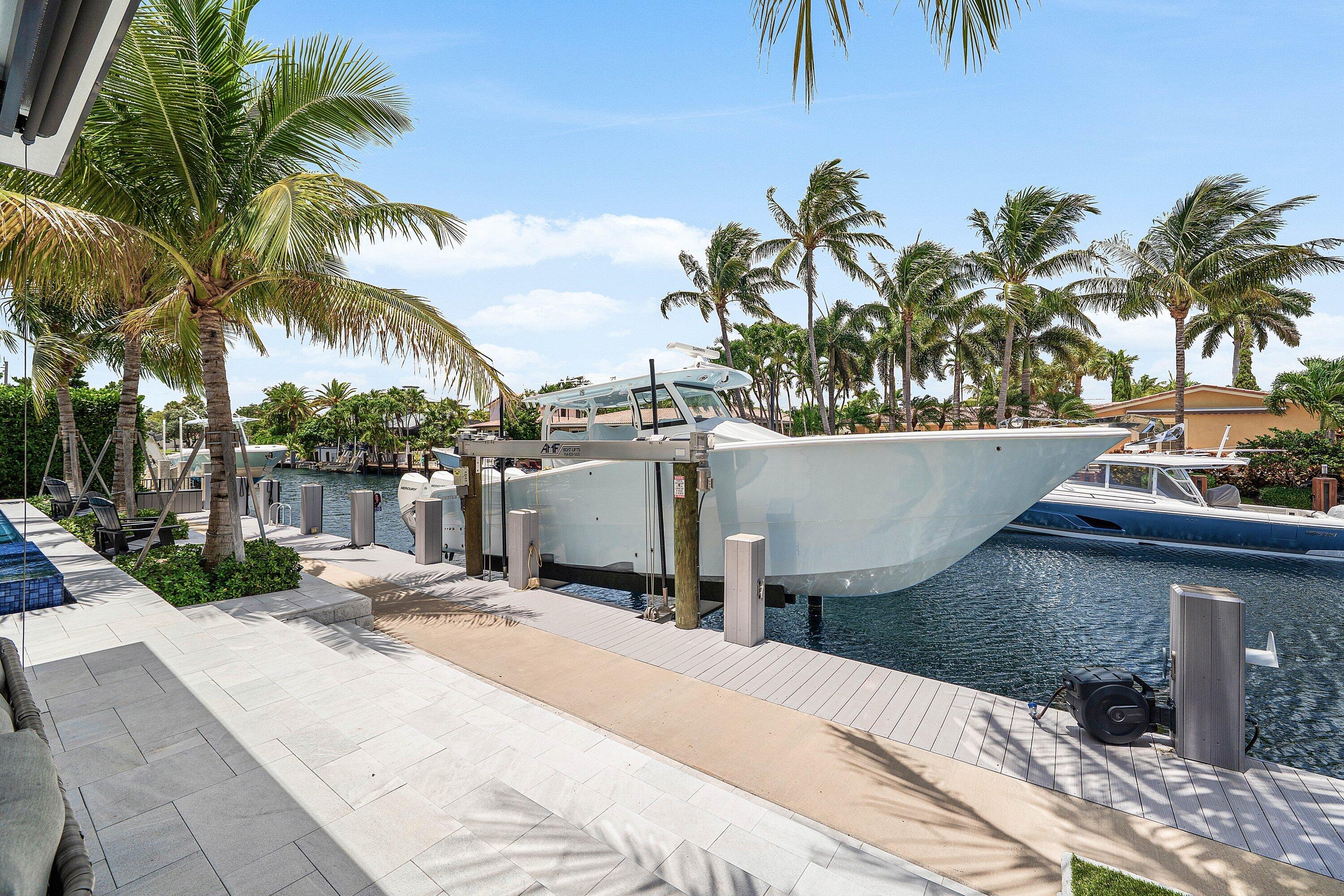 VENETIAN ISLES 2ND SEC - Residential