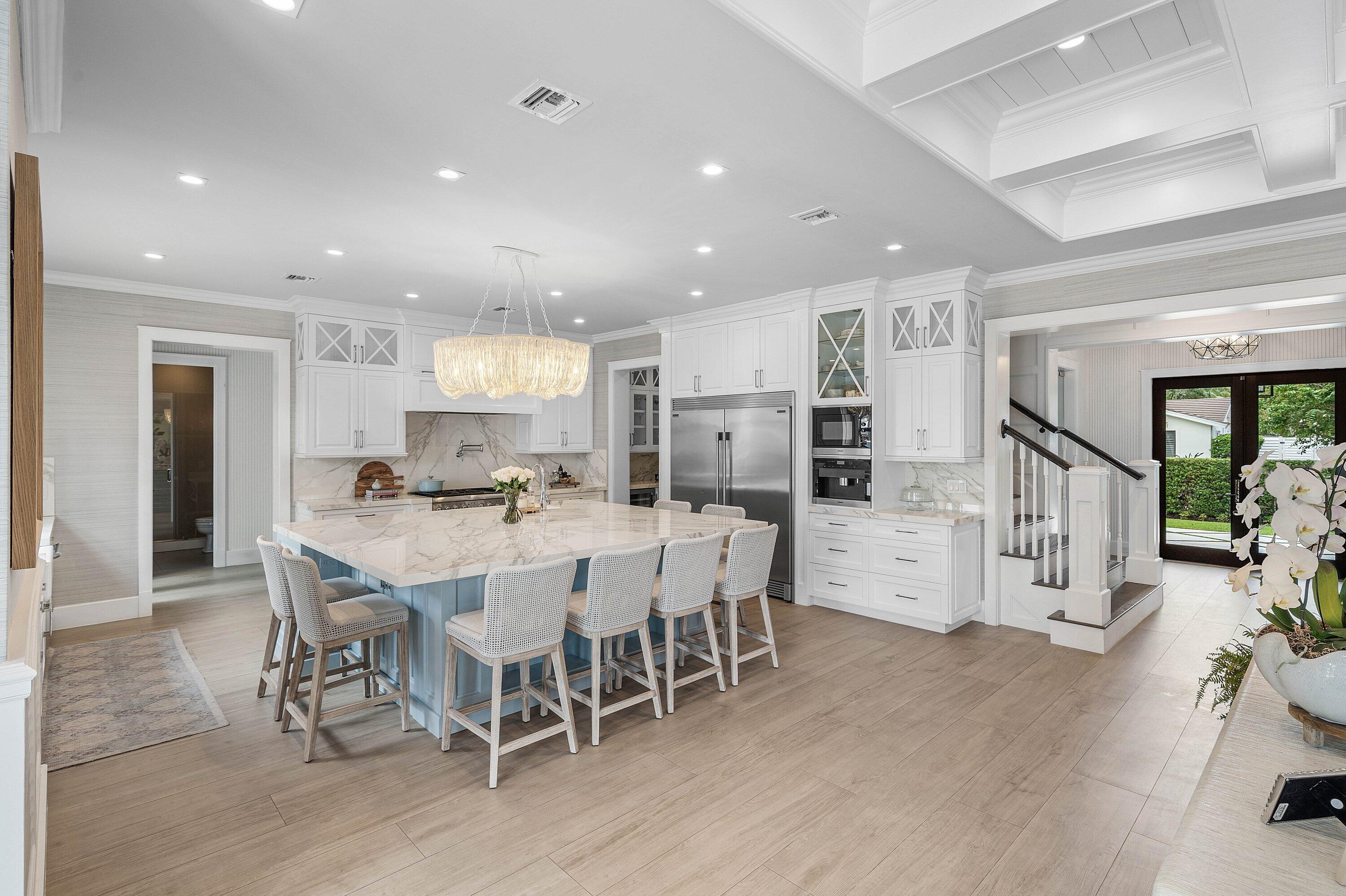 VENETIAN ISLES 2ND SEC - Residential