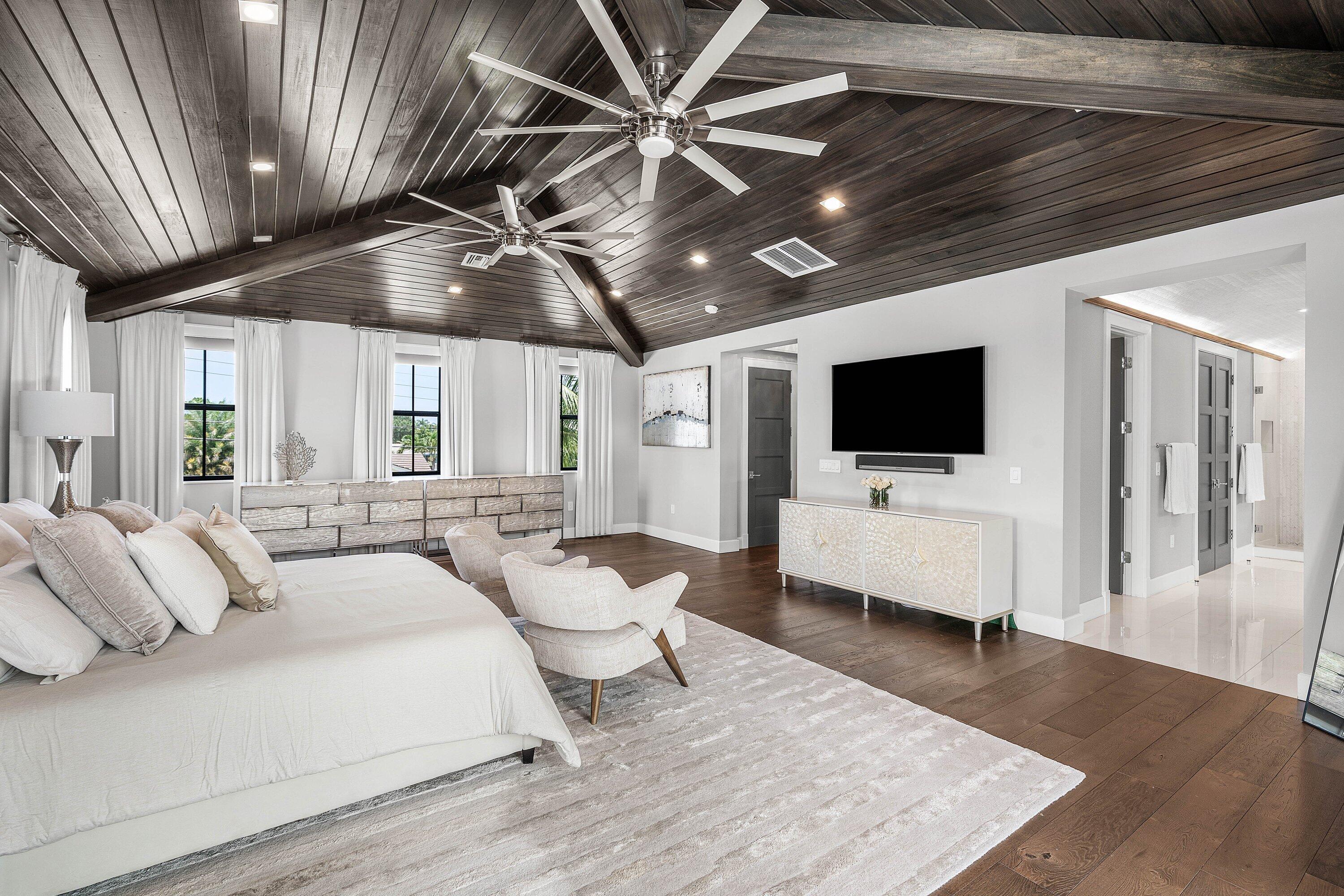 VENETIAN ISLES 2ND SEC - Residential