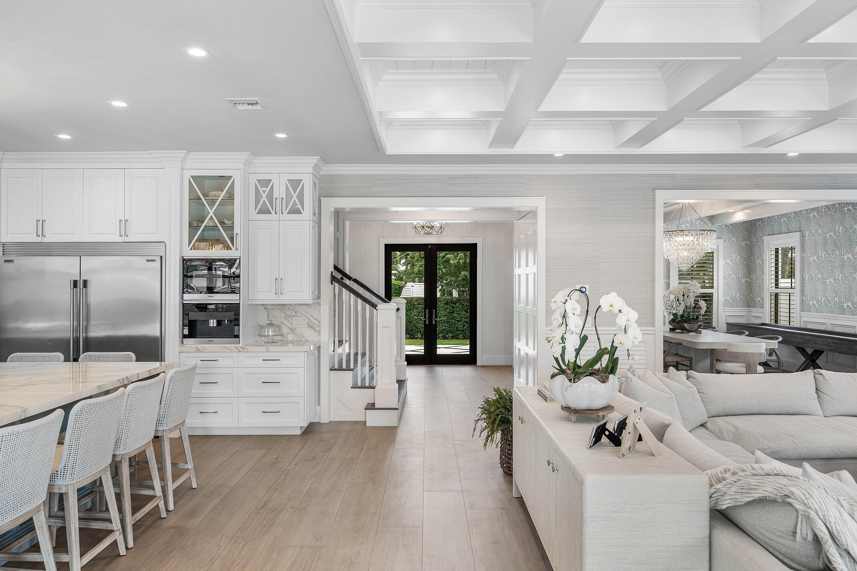 VENETIAN ISLES 2ND SEC - Residential