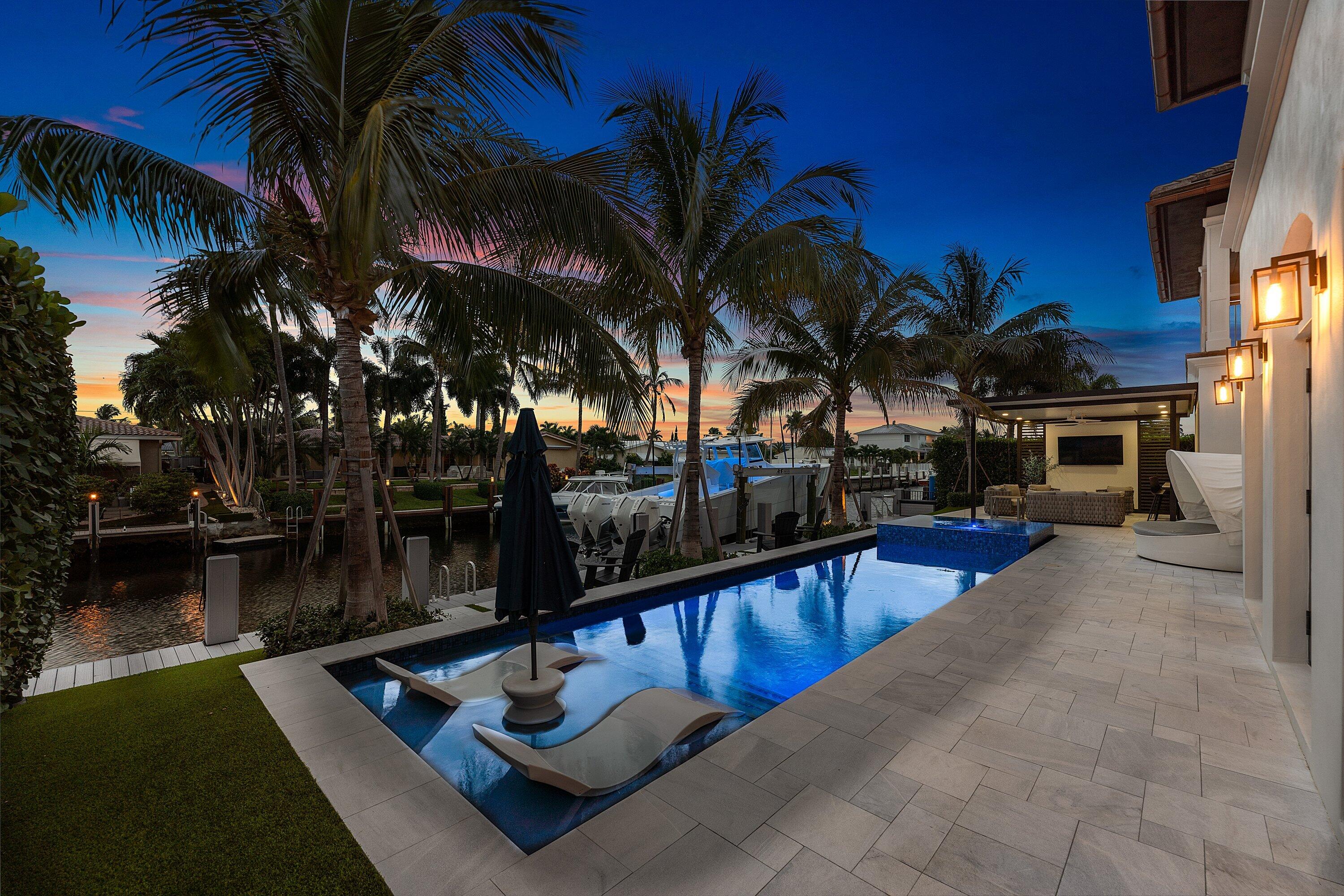 VENETIAN ISLES 2ND SEC - Residential