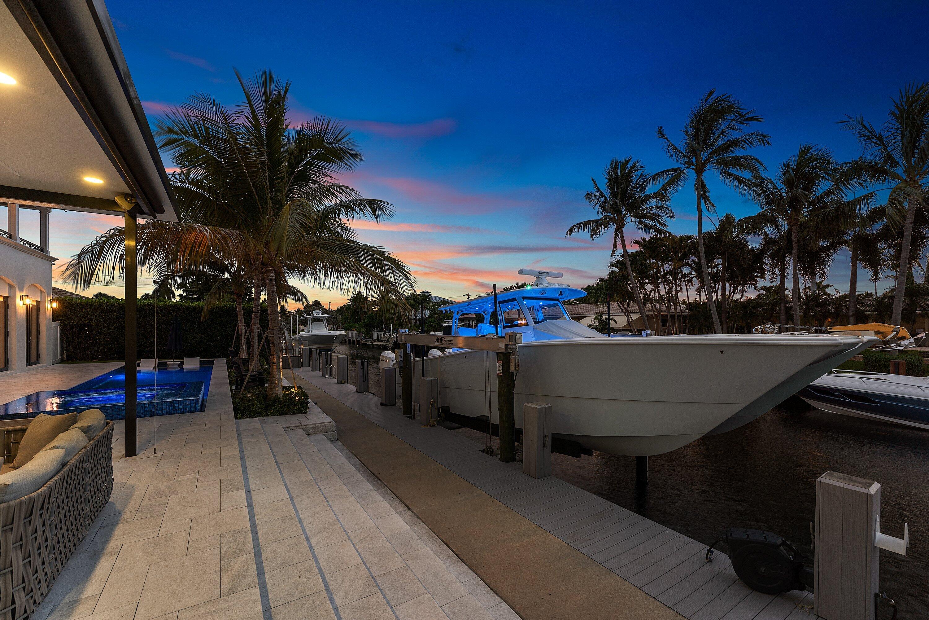 VENETIAN ISLES 2ND SEC - Residential