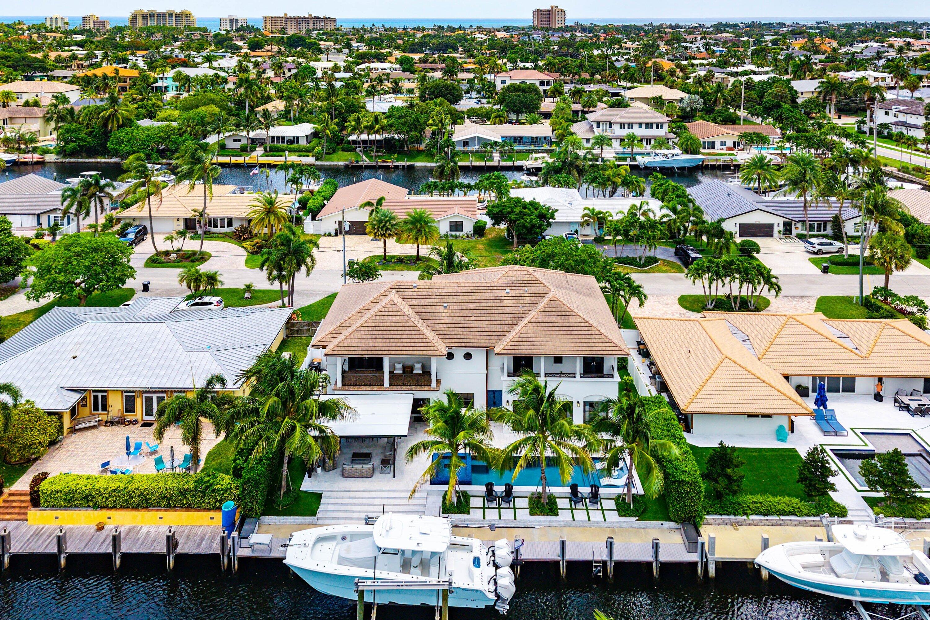 VENETIAN ISLES 2ND SEC - Residential