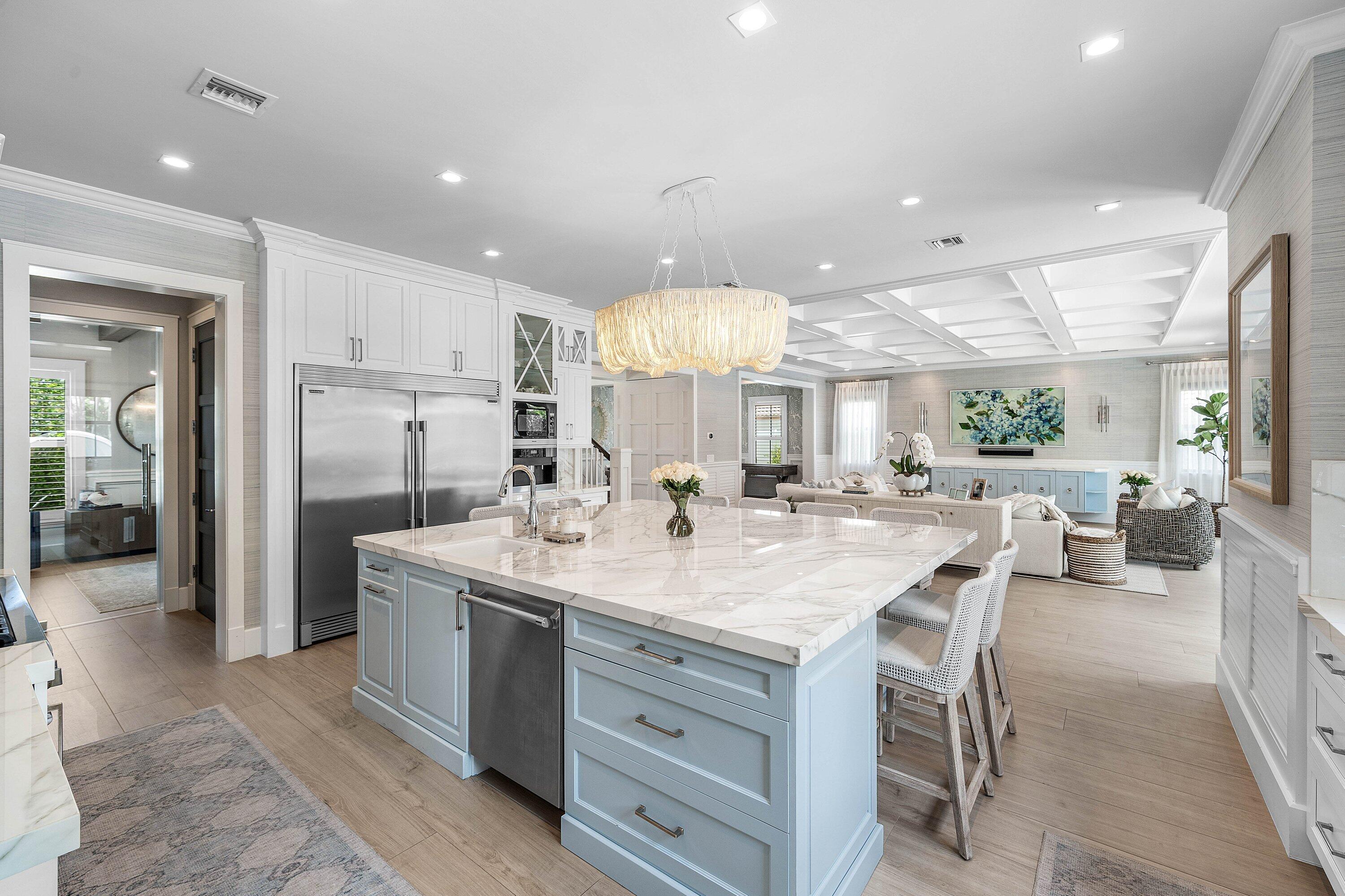 VENETIAN ISLES 2ND SEC - Residential