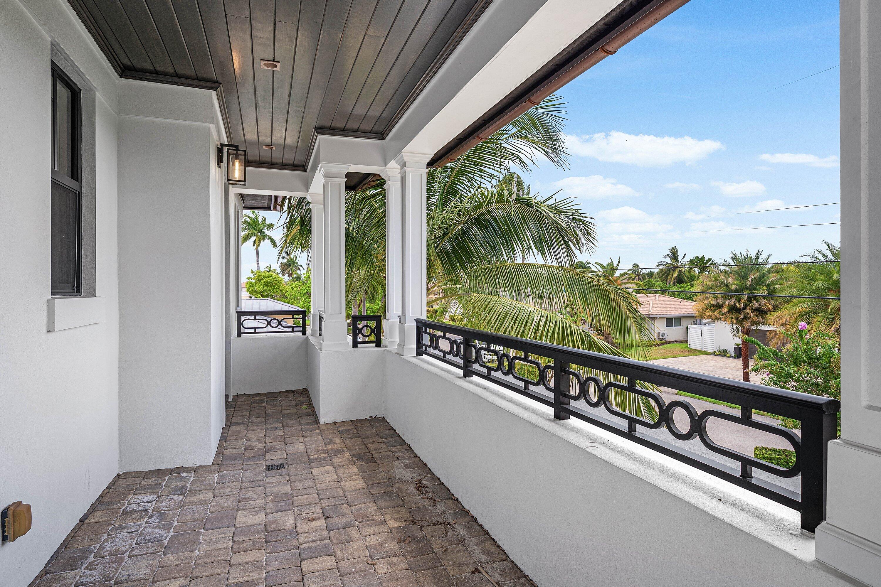 VENETIAN ISLES 2ND SEC - Residential