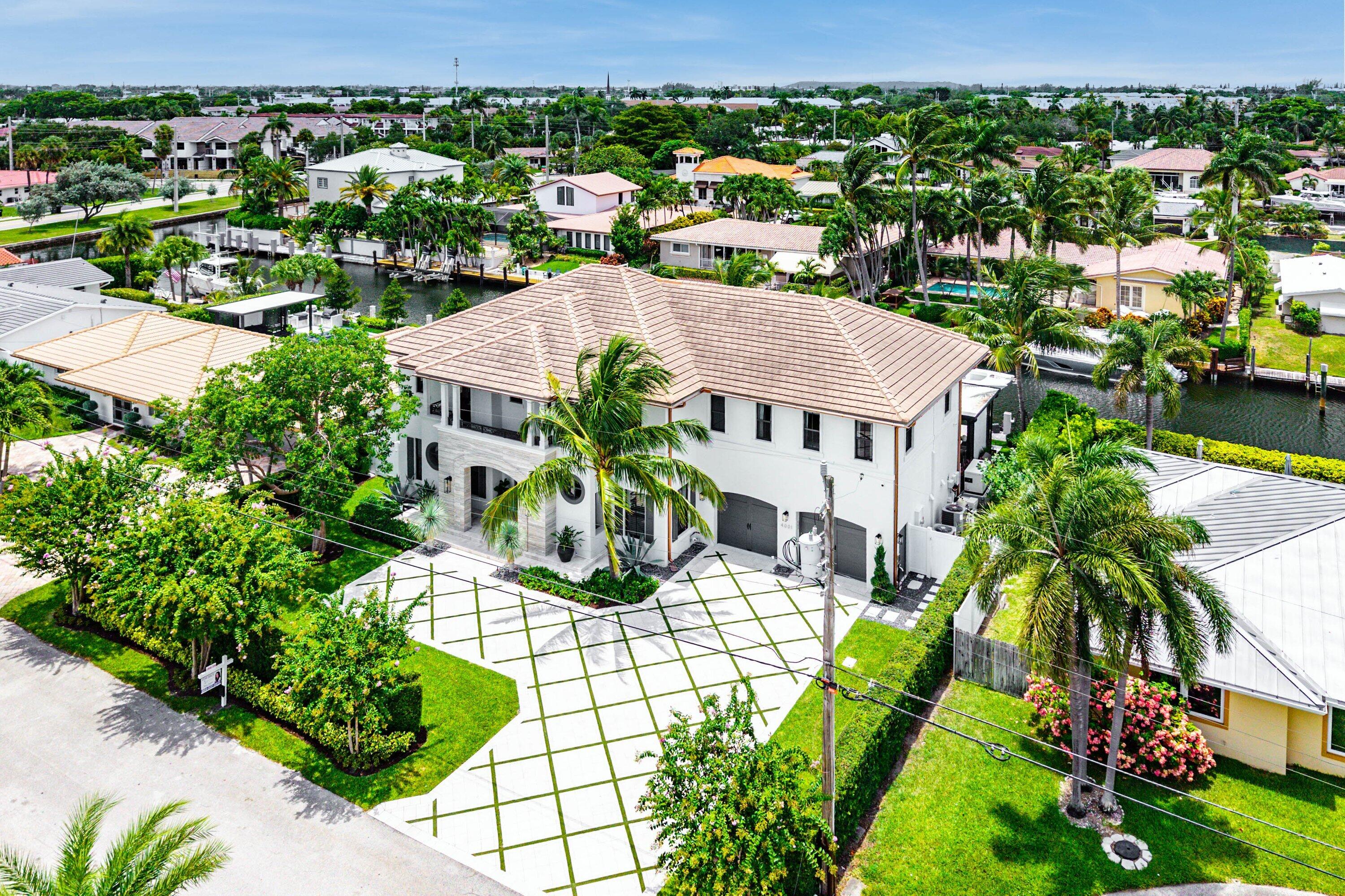 VENETIAN ISLES 2ND SEC - Residential