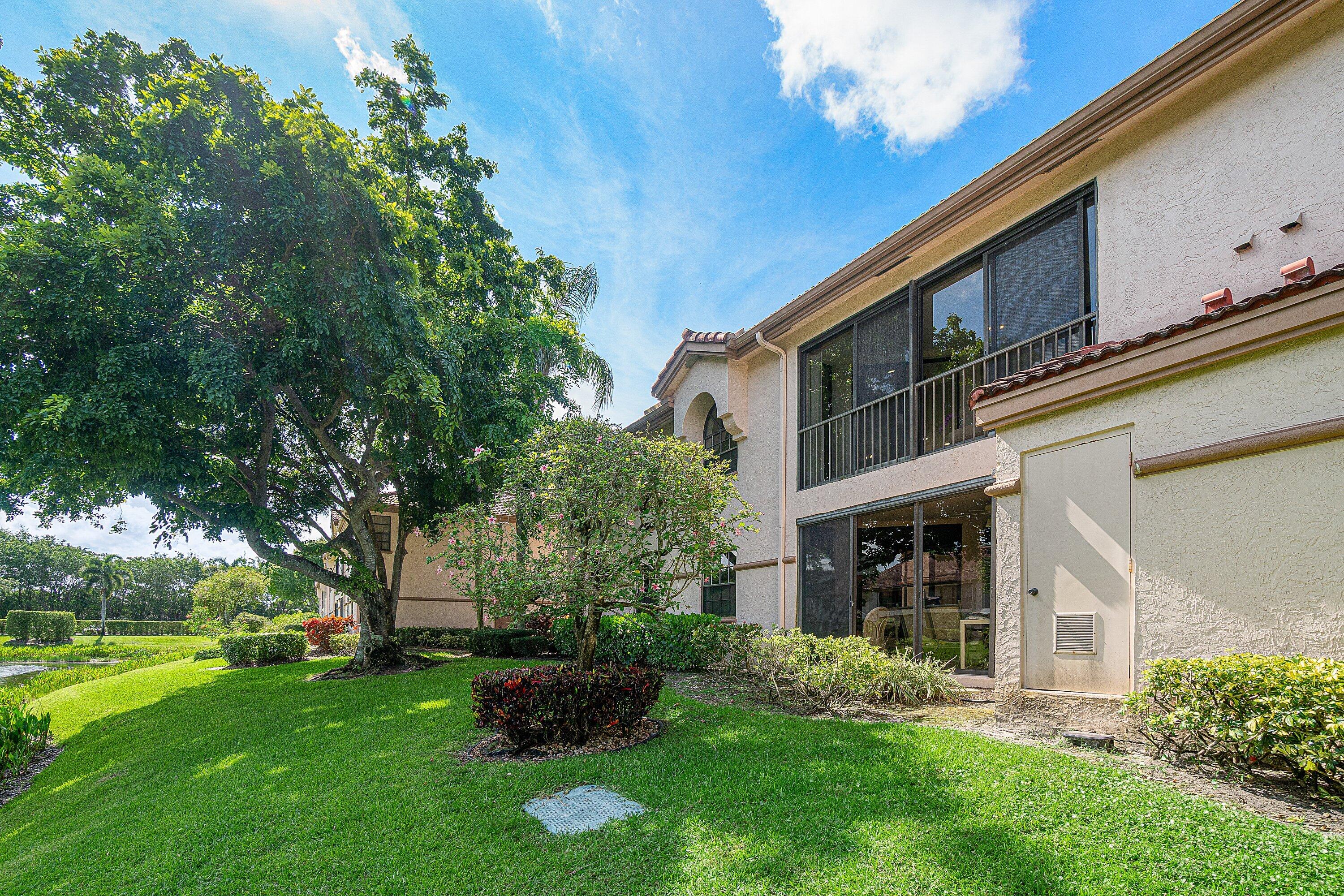 DIAMANTE VILLAGE CONDO - Residential