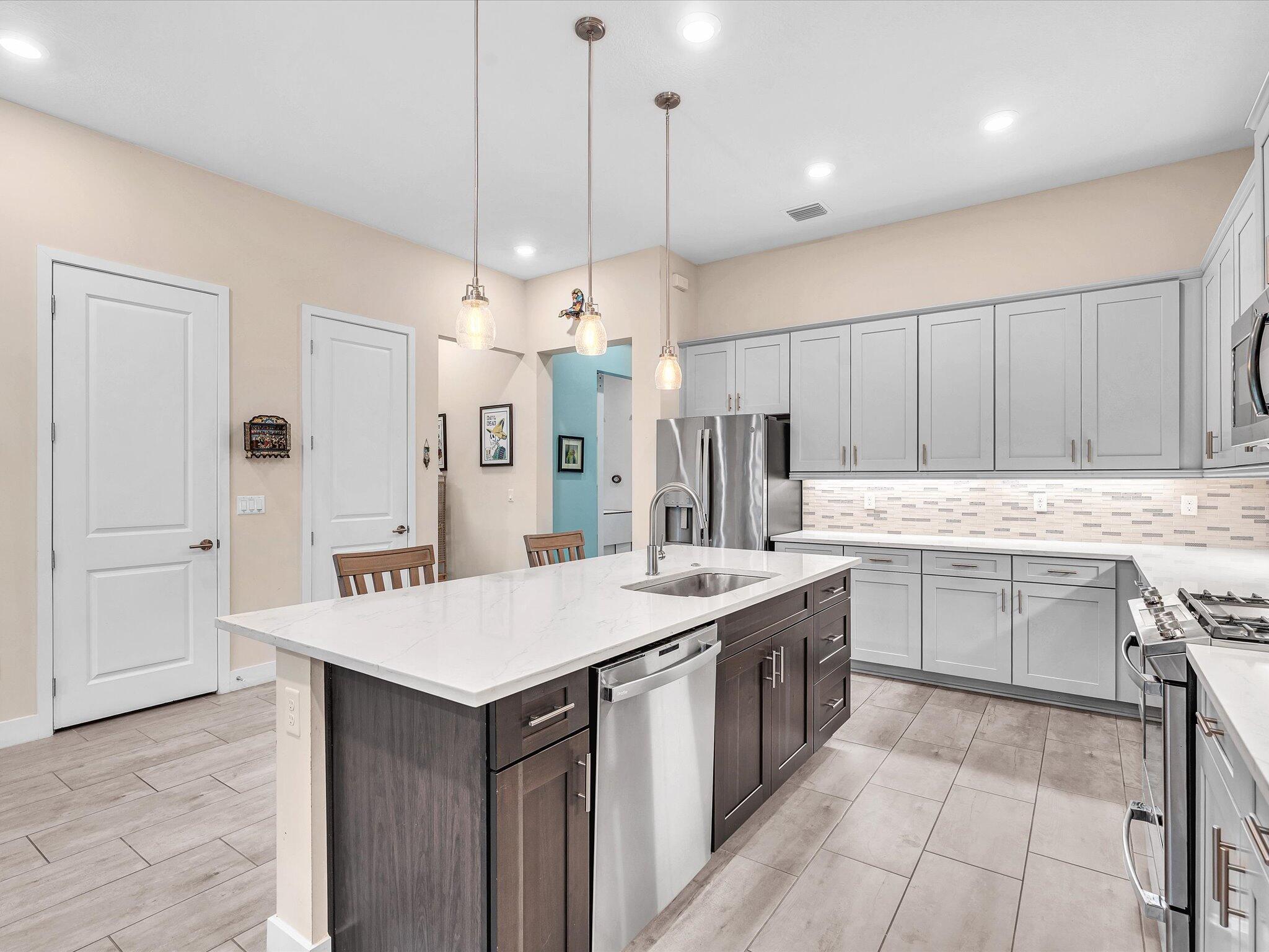MCJUNKIN FARMS PLAT - Residential