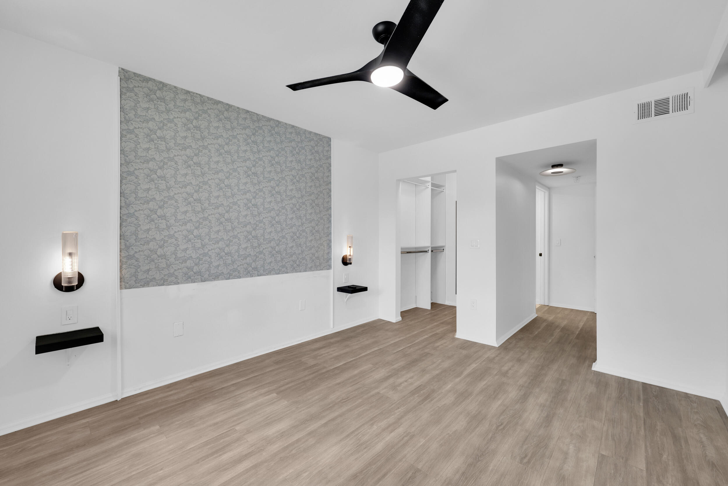 LIGHTHOUSE COVE AT TEQUESTA CONDO - Residential Lease