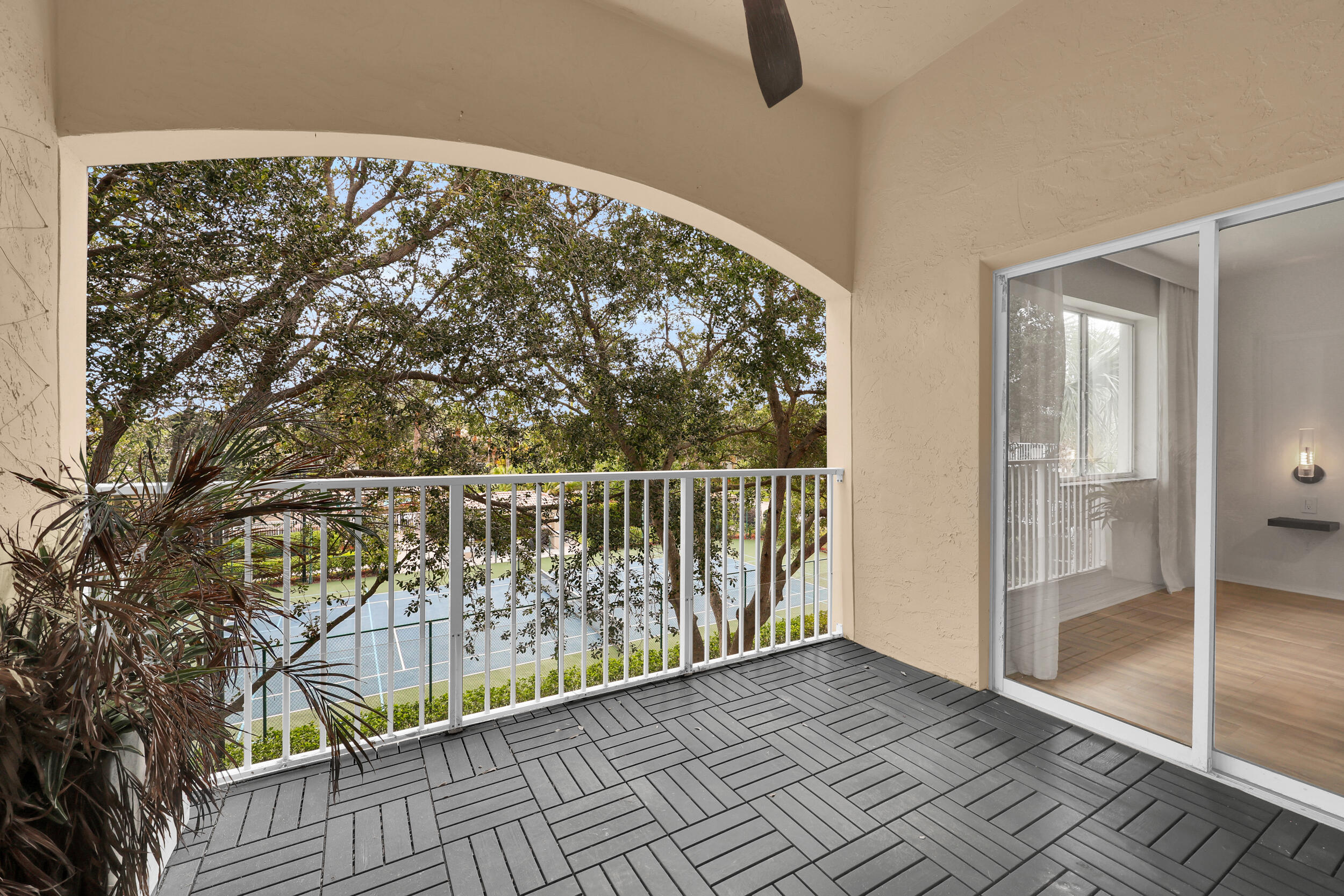 LIGHTHOUSE COVE AT TEQUESTA CONDO - Residential Lease