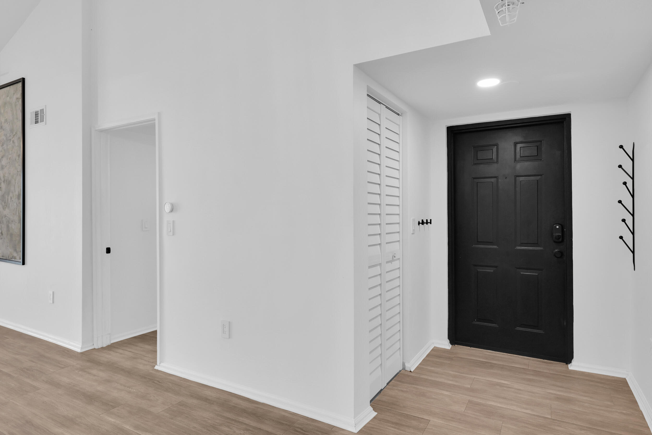 LIGHTHOUSE COVE AT TEQUESTA CONDO - Residential Lease