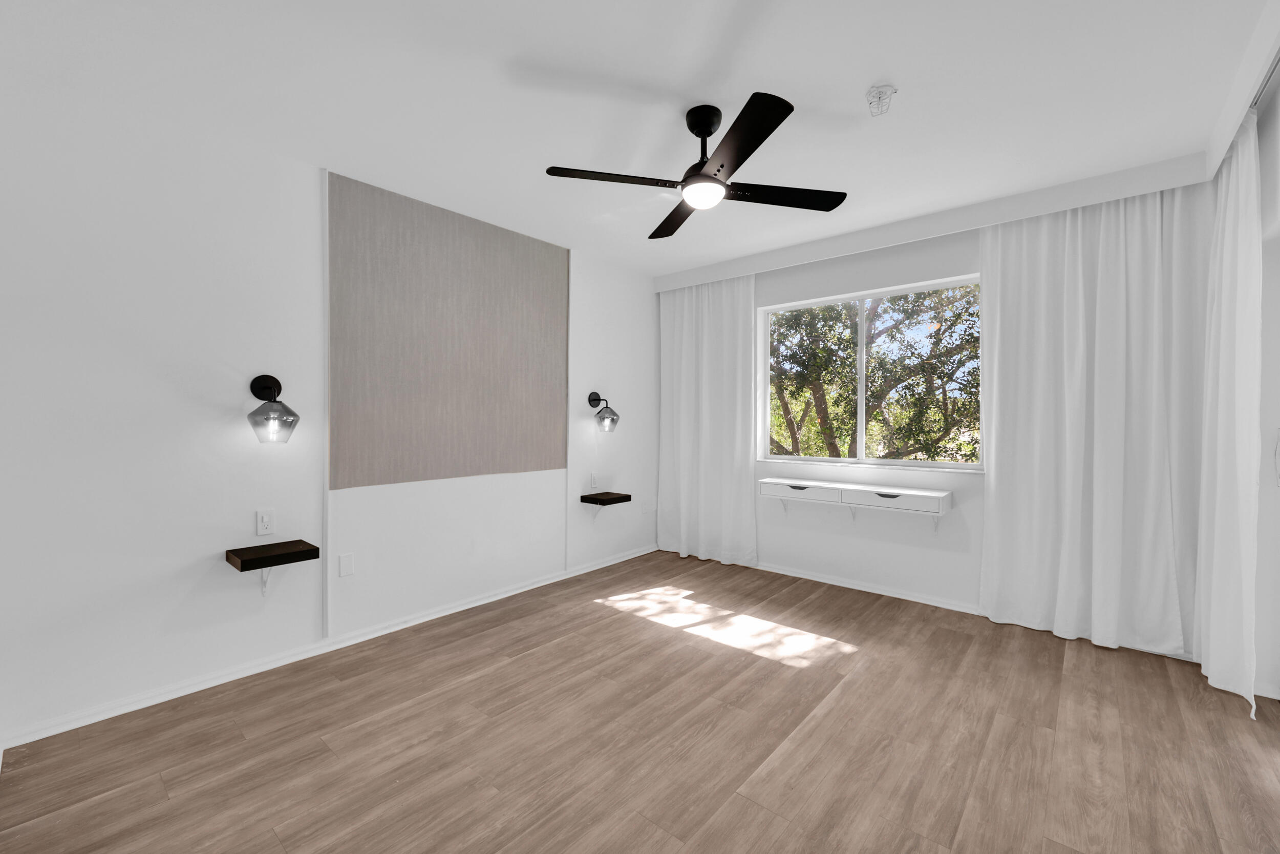 LIGHTHOUSE COVE AT TEQUESTA CONDO - Residential Lease
