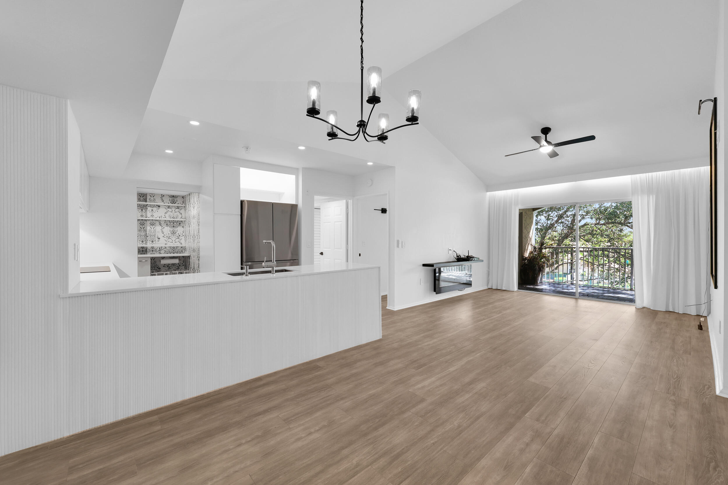 LIGHTHOUSE COVE AT TEQUESTA CONDO - Residential Lease
