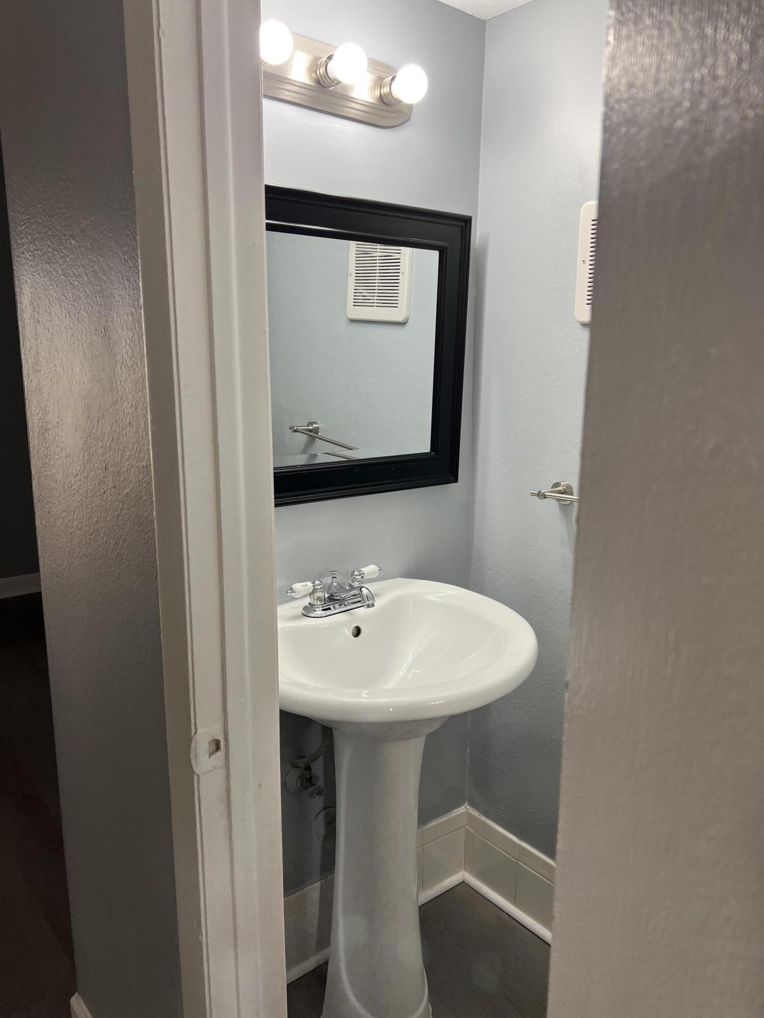 WEST FLAGLER HERITAGE CONDO NO 1 - Residential Lease