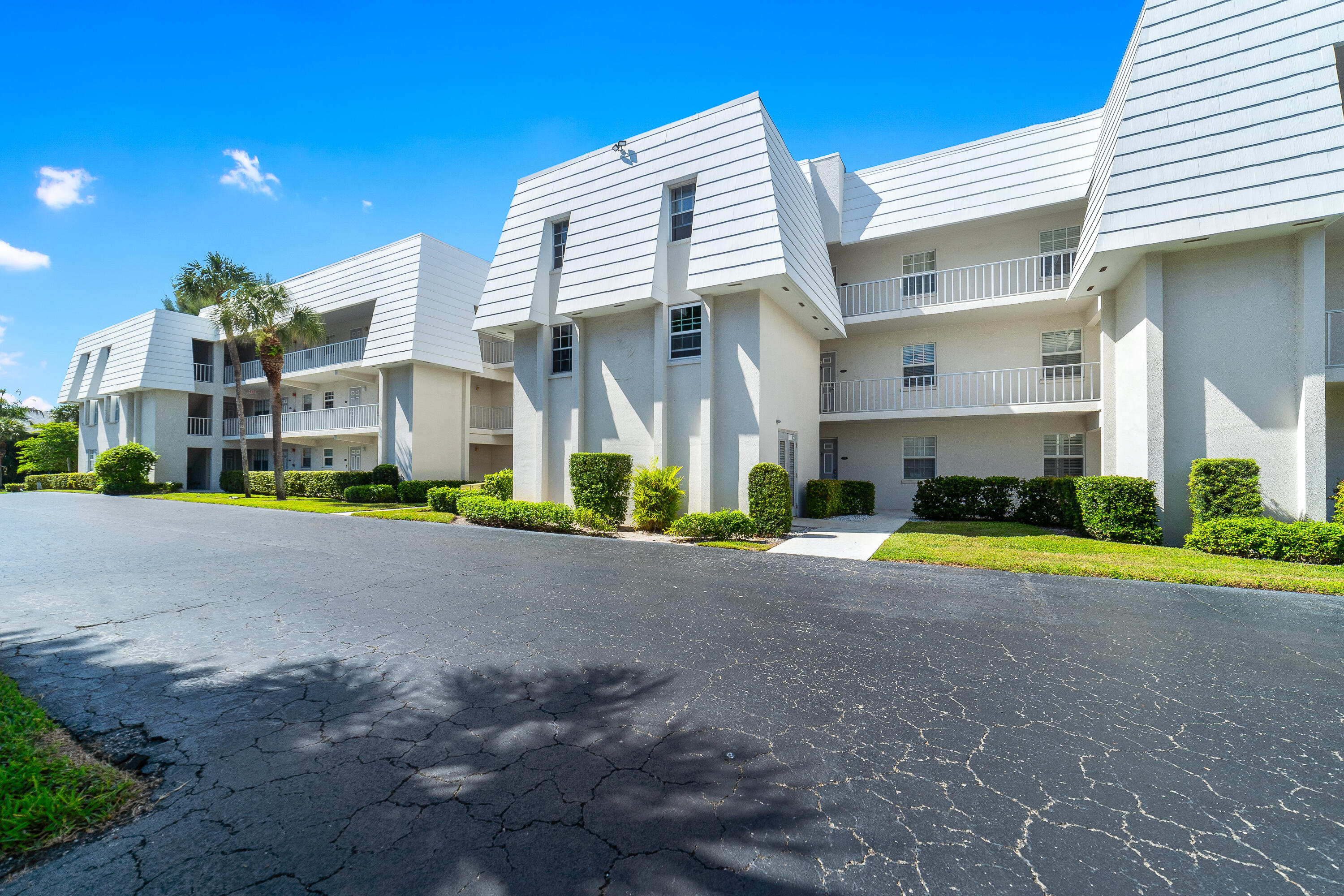 SUGAR SANDS CONDO 22 - Residential