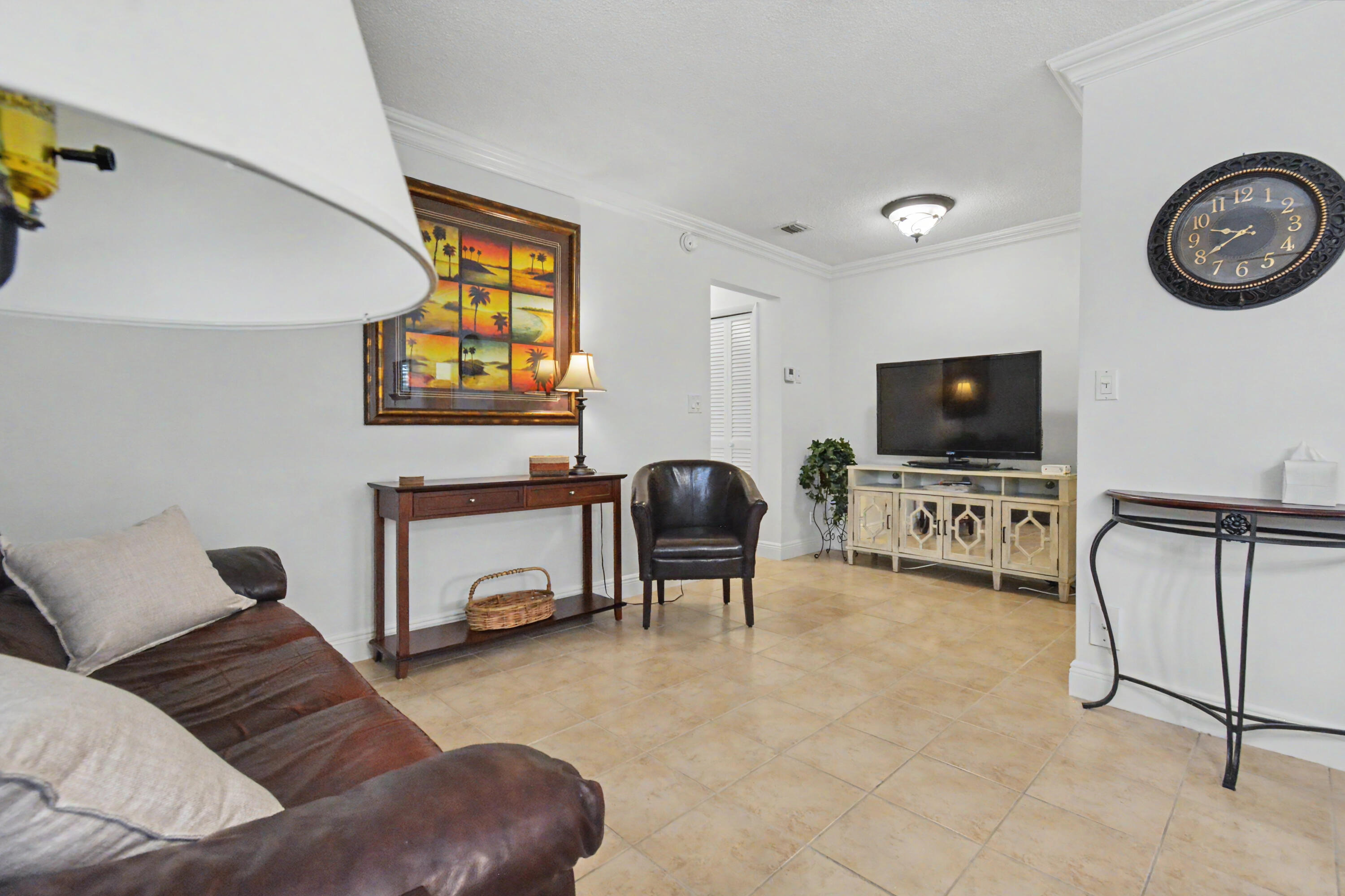 SUNNY COURT APTS CONDO - Residential Lease