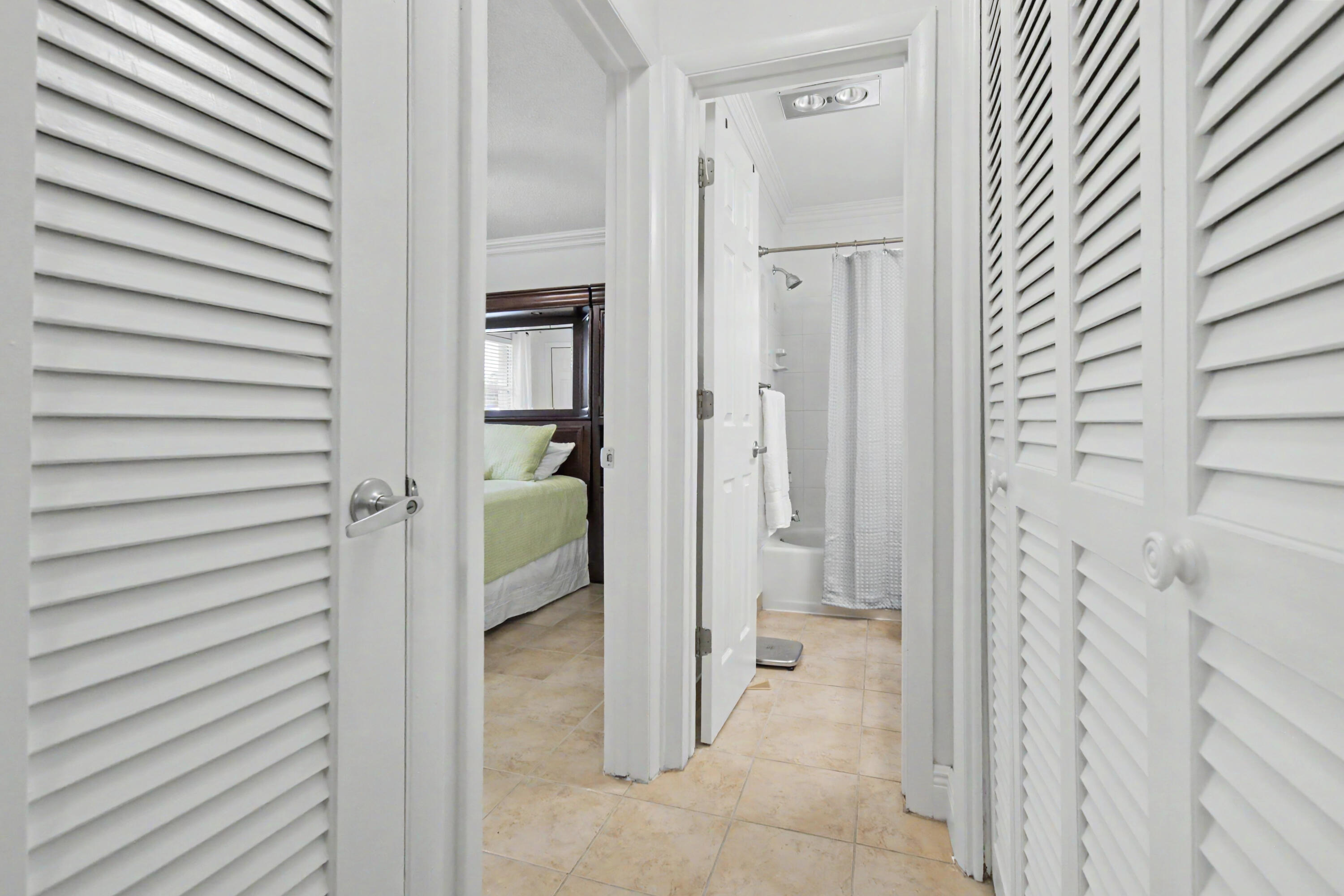 SUNNY COURT APTS CONDO - Residential Lease