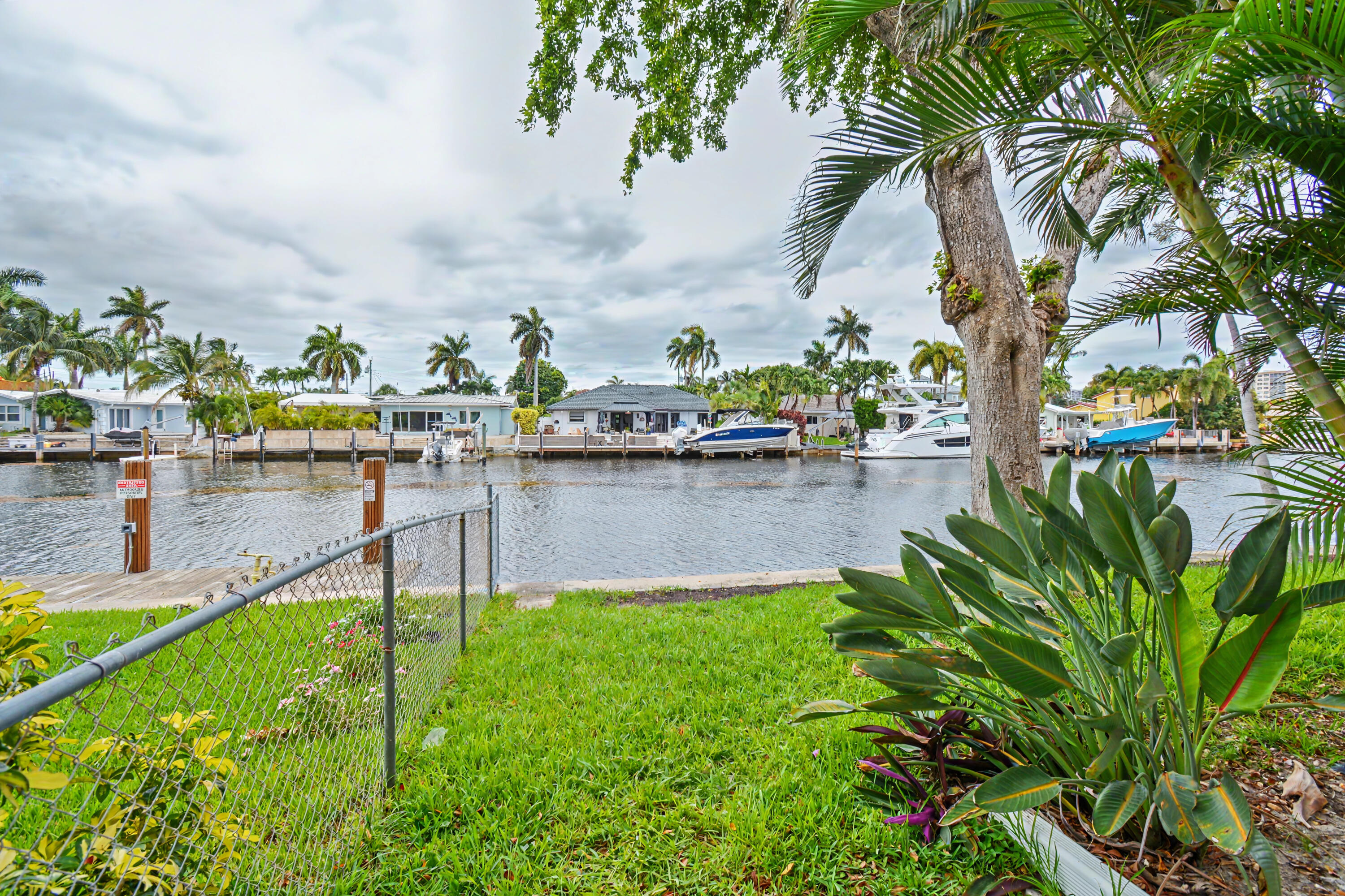 SUNNY COURT APTS CONDO - Residential Lease