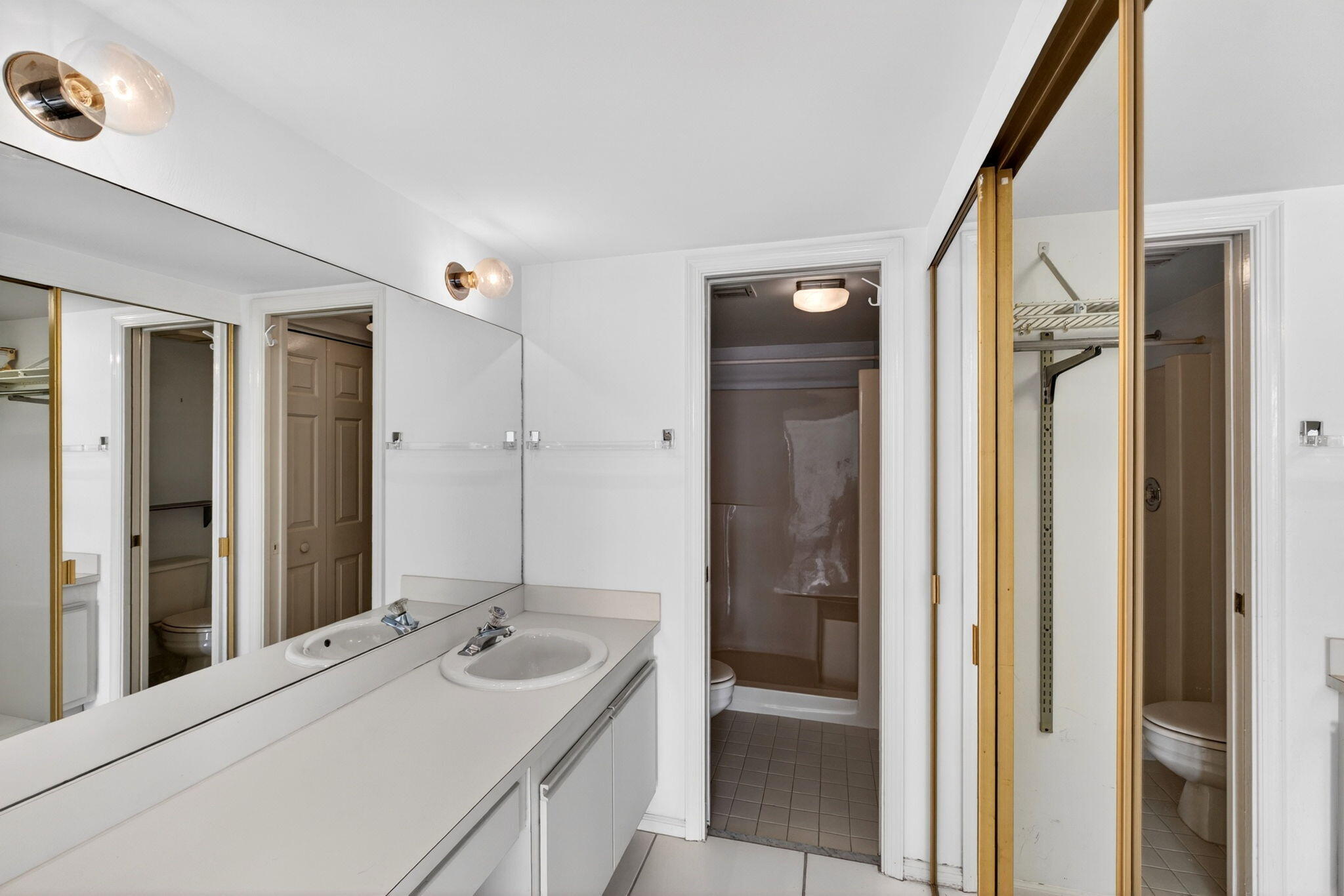 HARBOR TOWERS & MARINA CONDO - Residential Lease