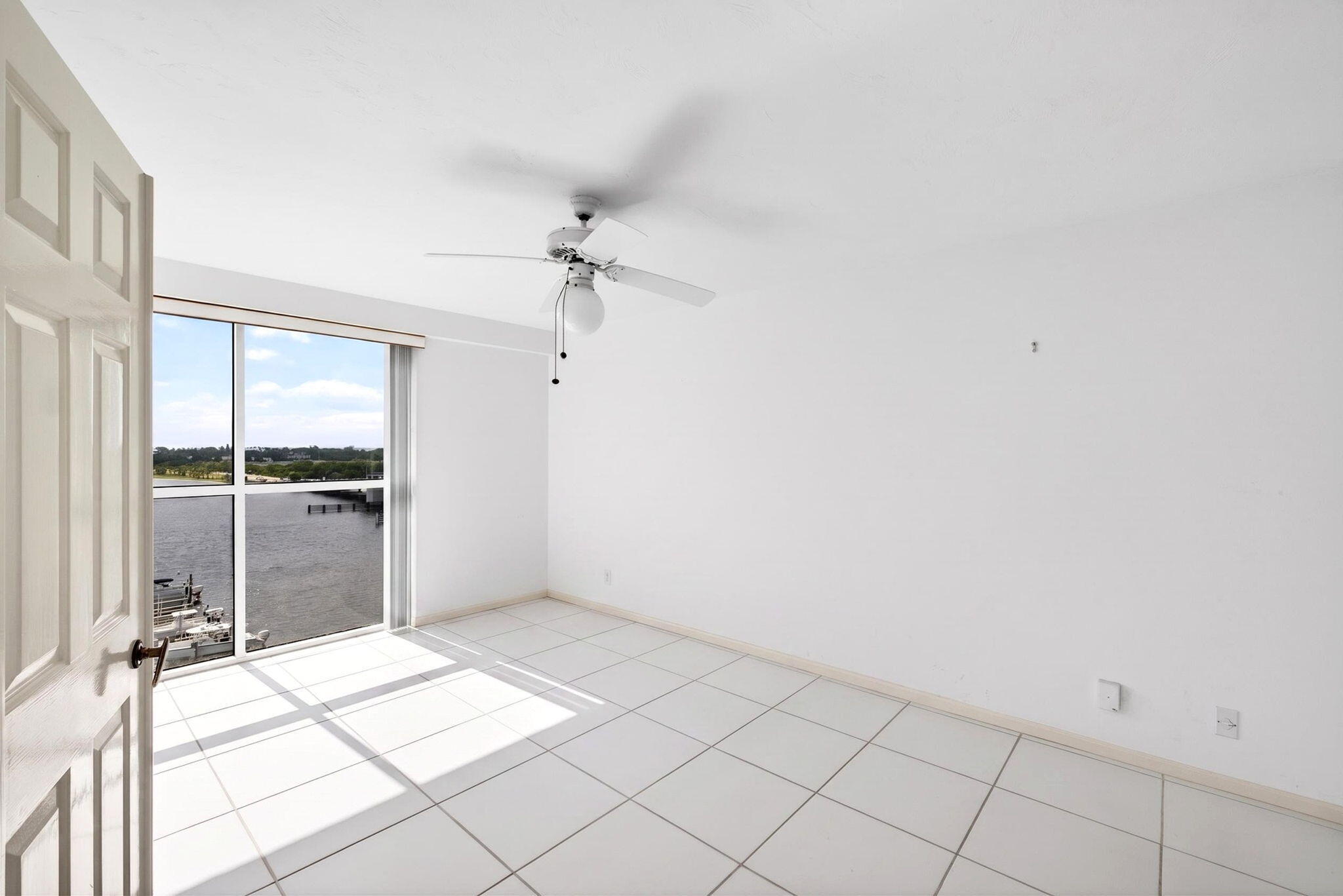 HARBOR TOWERS & MARINA CONDO - Residential Lease