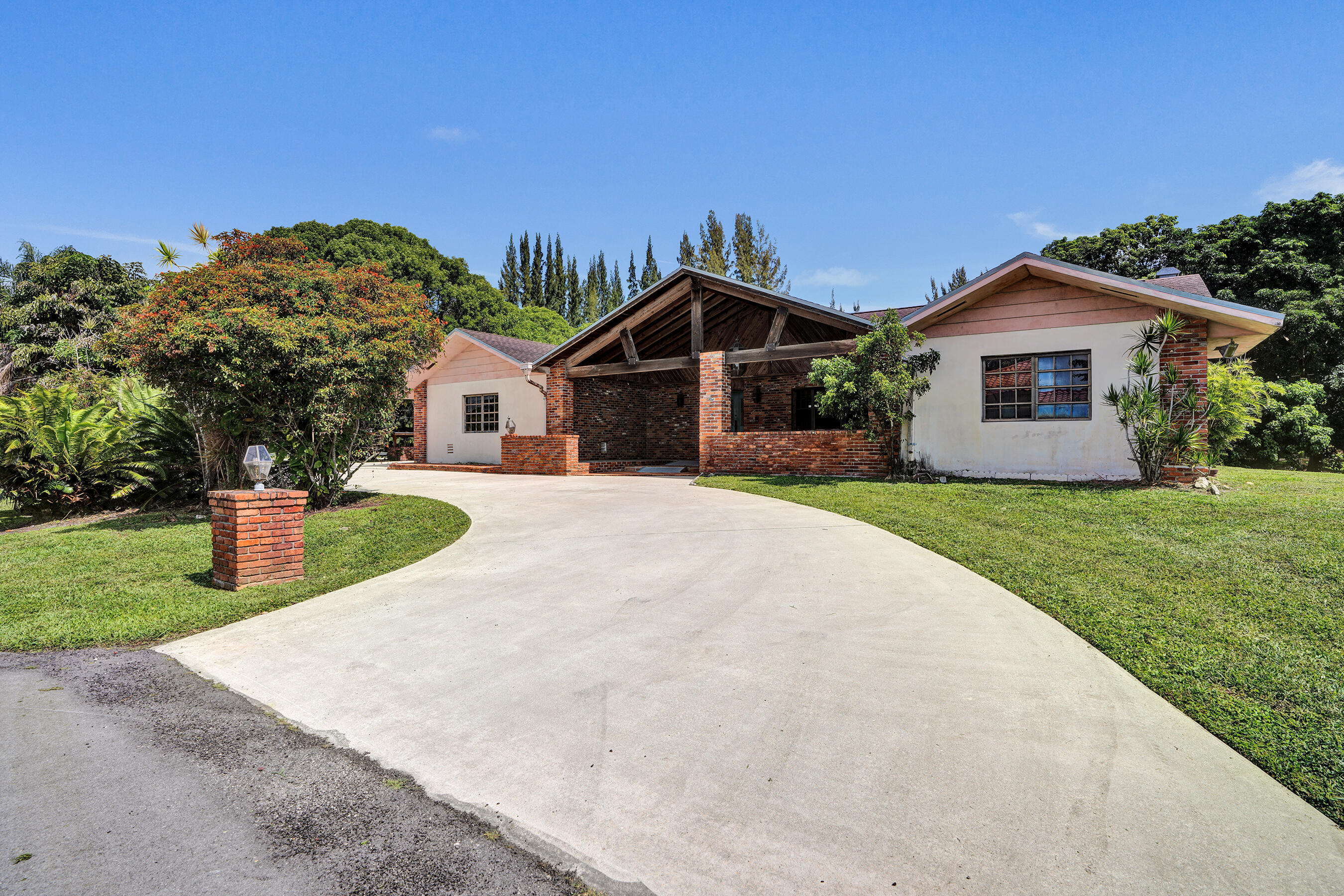 FLA FRUIT LANDS CO SUB NO 1 - Residential