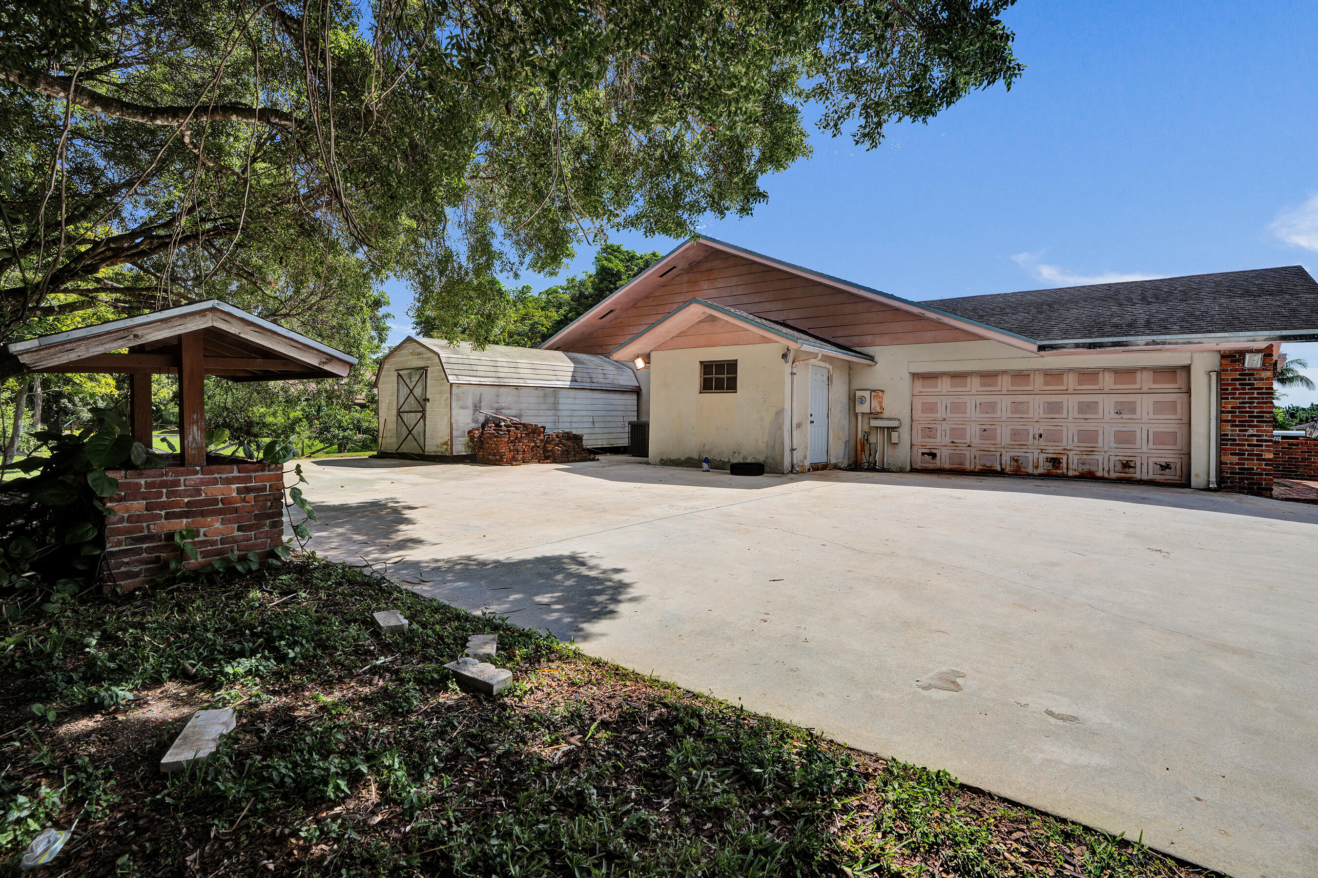 FLA FRUIT LANDS CO SUB NO 1 - Residential
