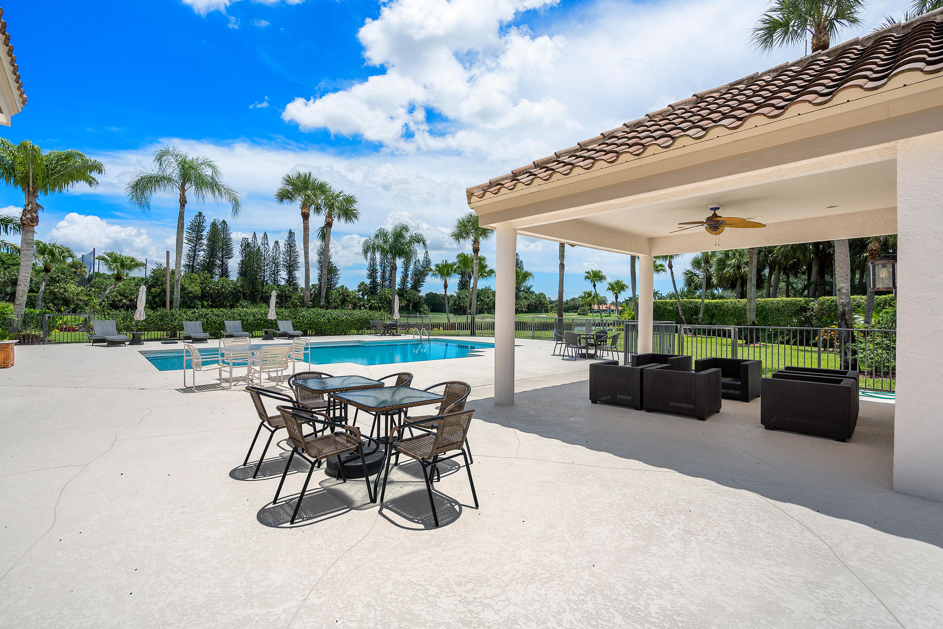 BREAKERS WEST 12 - Residential