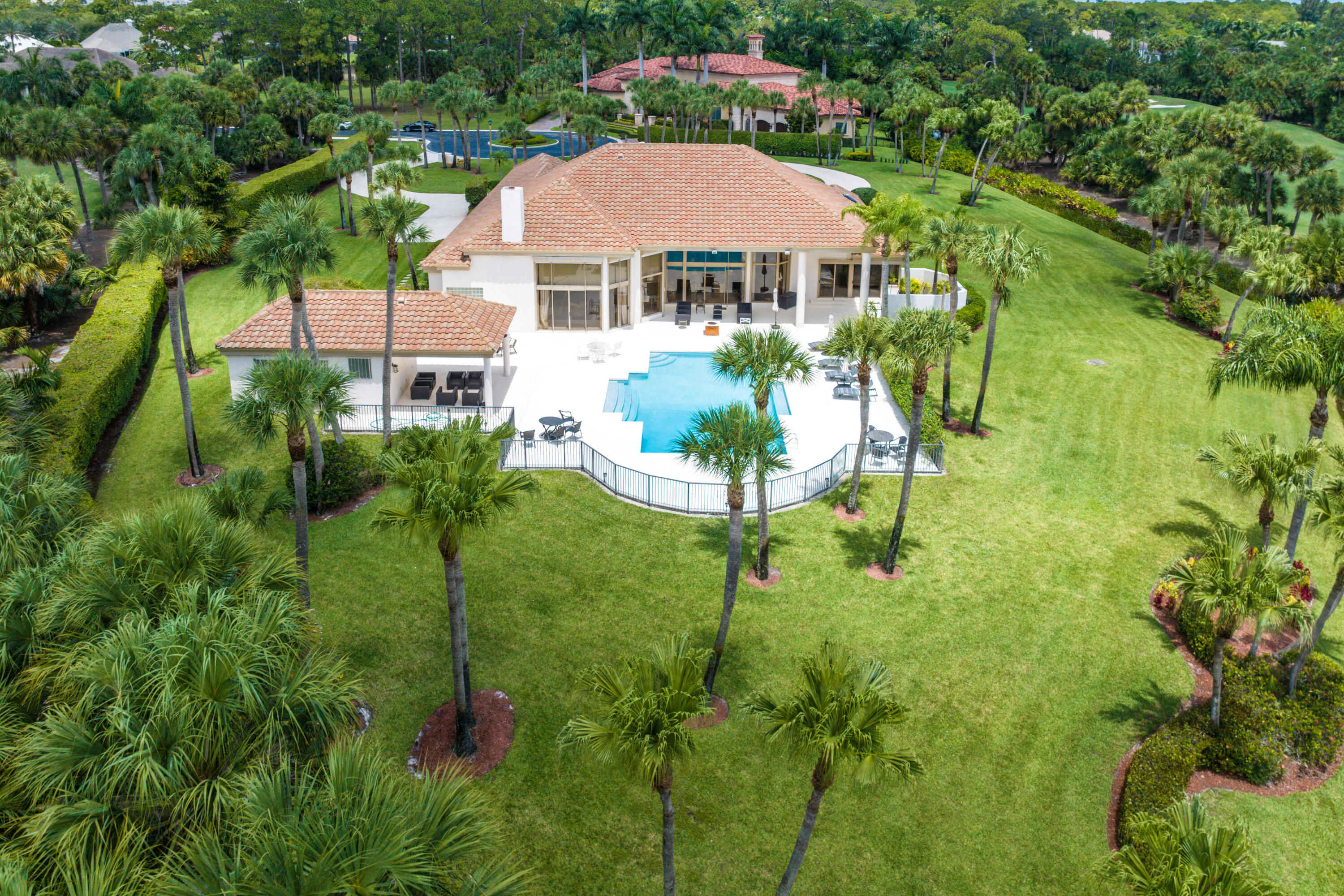 BREAKERS WEST 12 - Residential