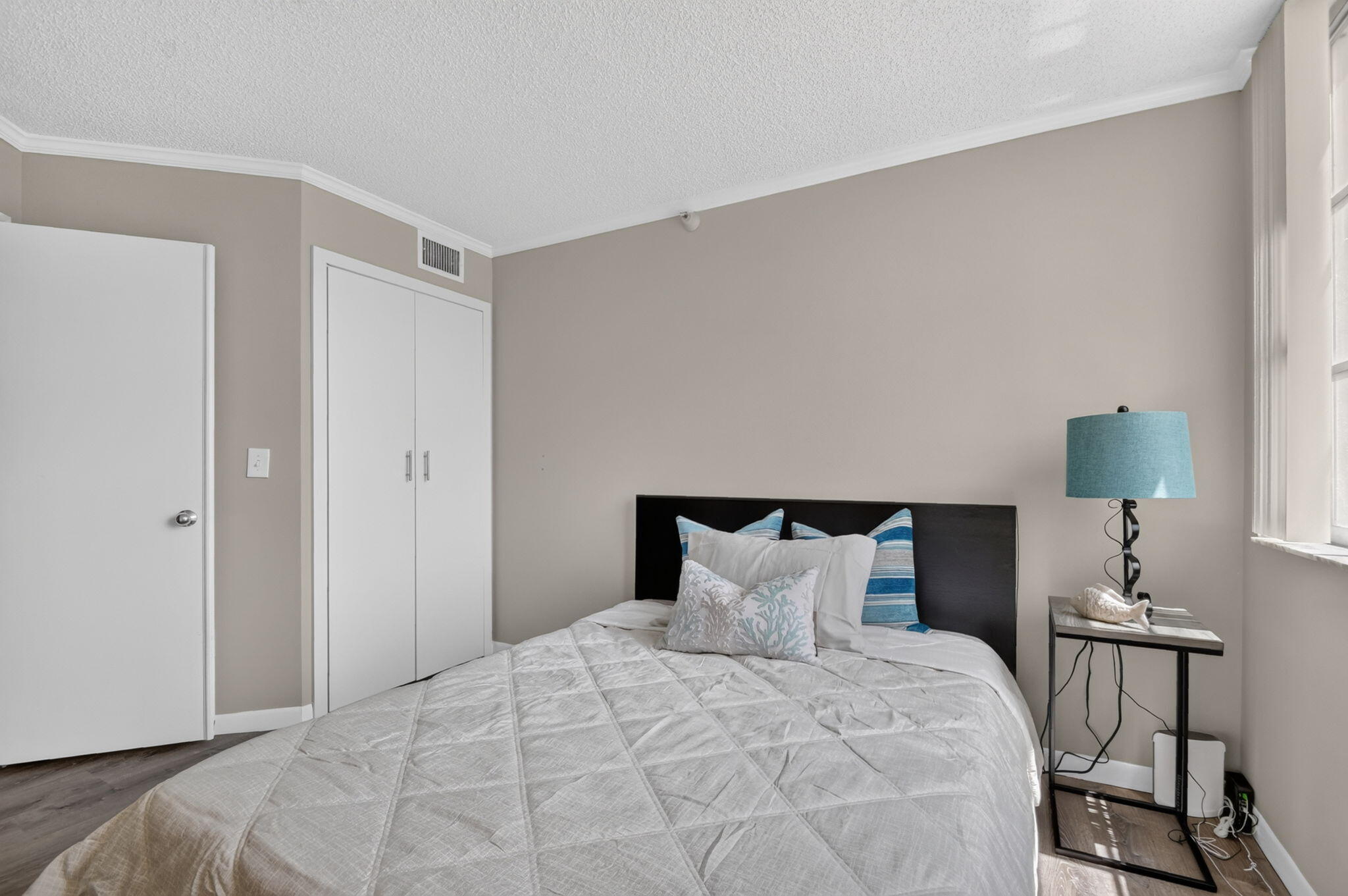 YACHT CLUB ON THE INTRACOASTAL CONDO - Residential Lease