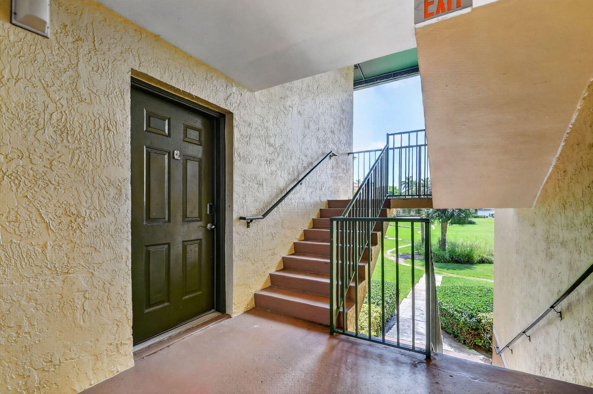 YACHT CLUB ON THE INTRACOASTAL CONDO - Residential Lease