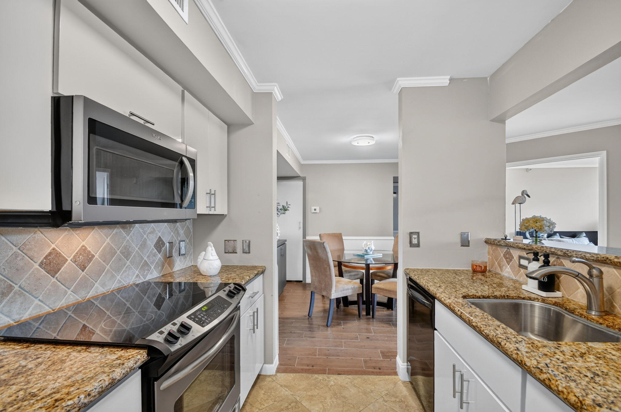 YACHT CLUB ON THE INTRACOASTAL CONDO - Residential Lease