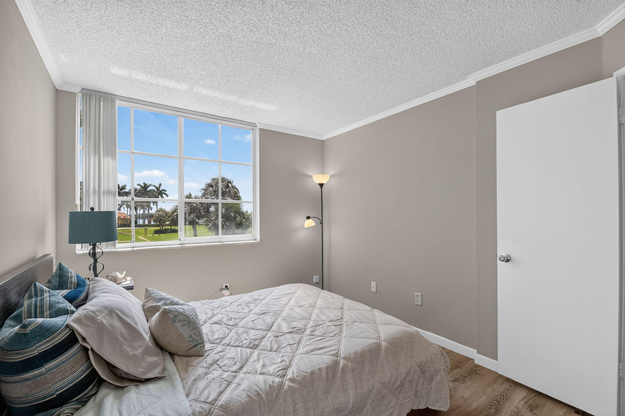 YACHT CLUB ON THE INTRACOASTAL CONDO - Residential Lease