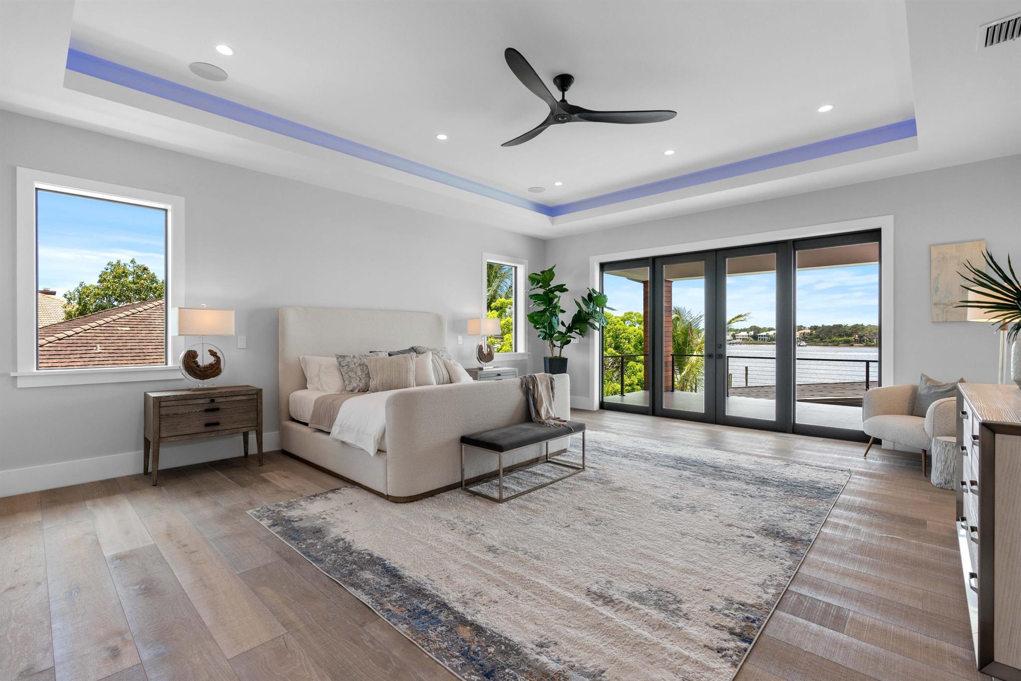 TEQUESTA COUNTRY CLUB - Residential