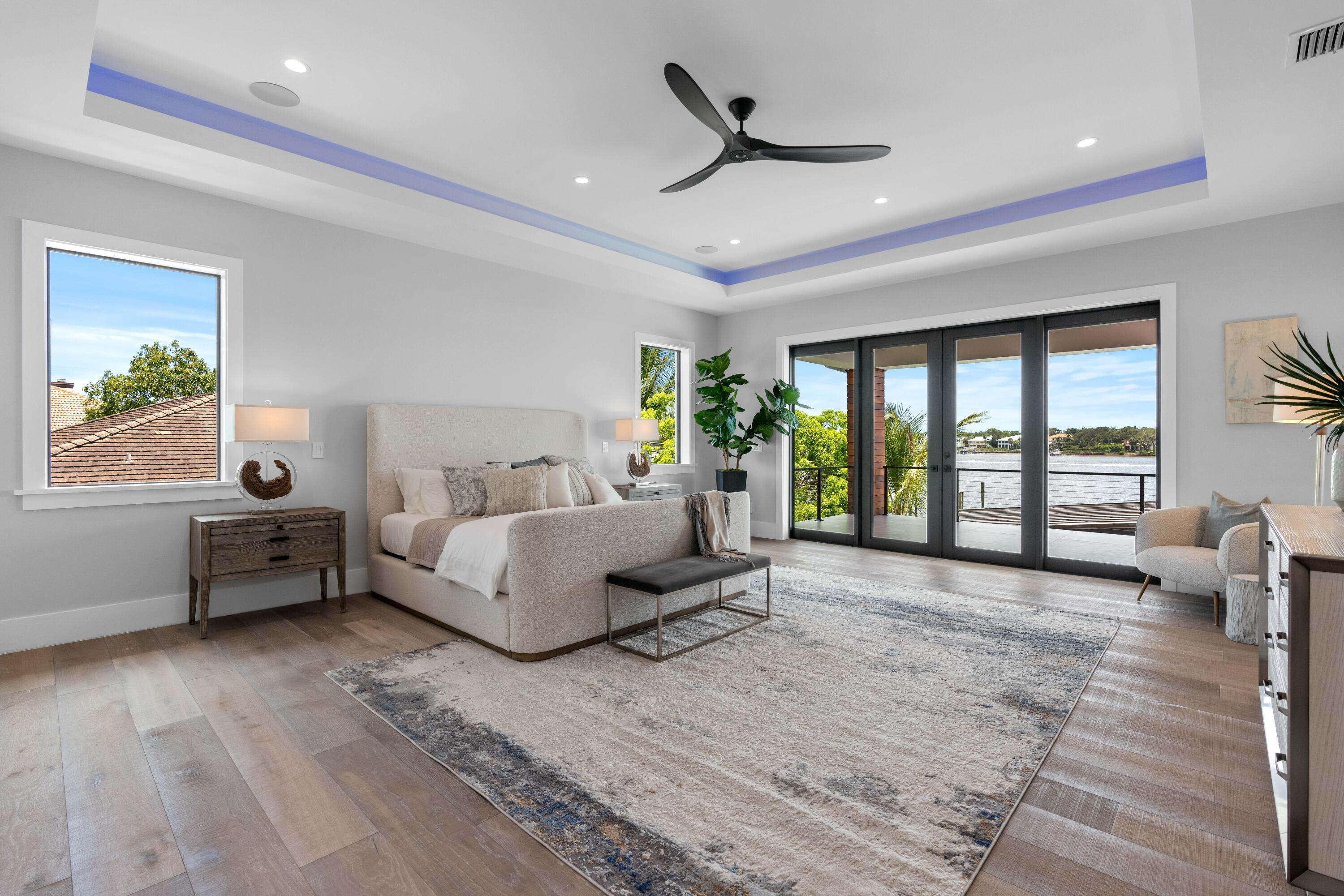 TEQUESTA COUNTRY CLUB - Residential